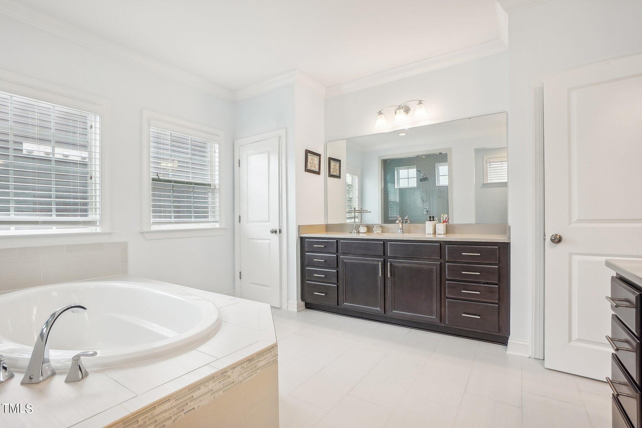 2413 Canoe Creek Lane