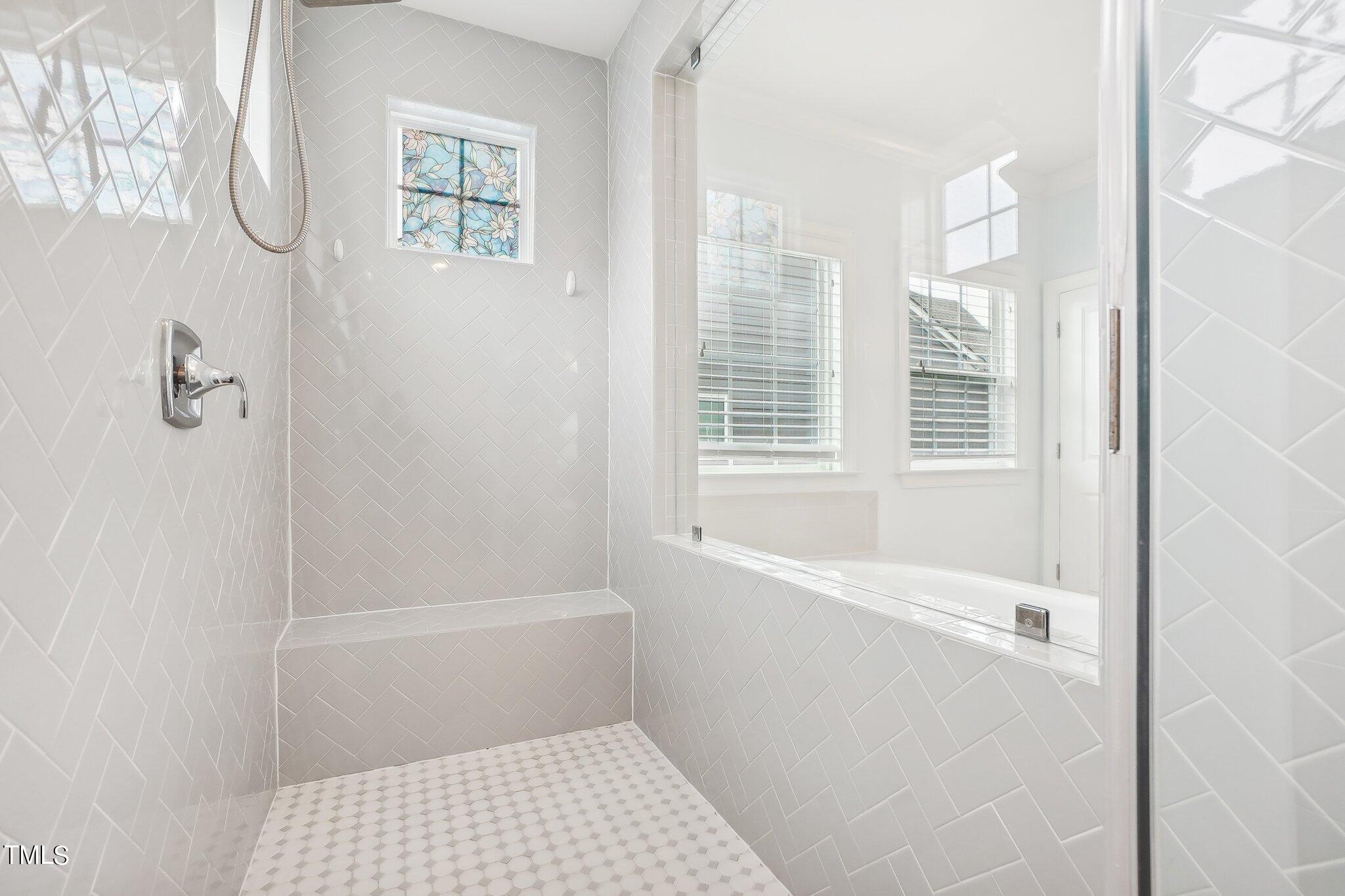 2413 Canoe Creek Lane