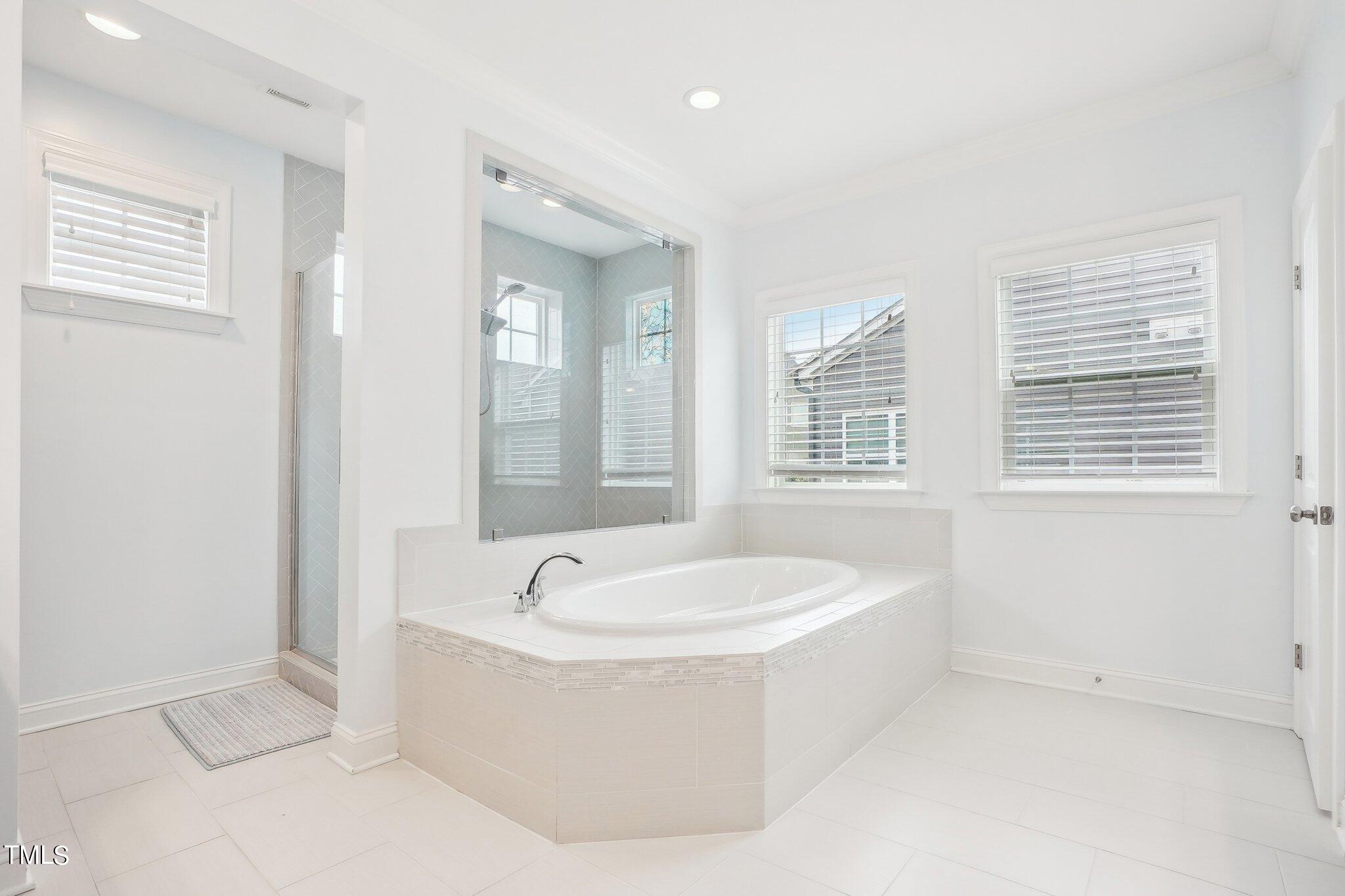 2413 Canoe Creek Lane