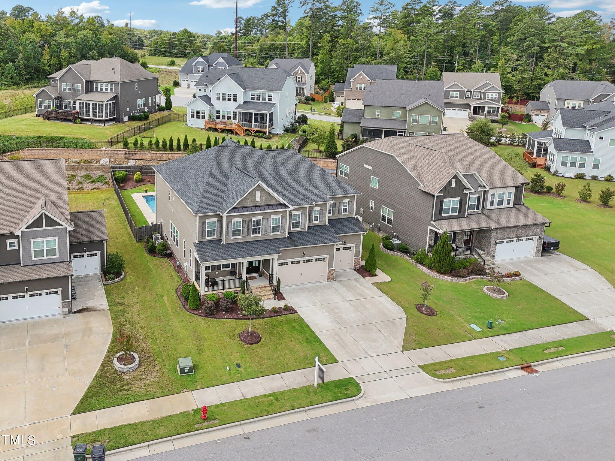 2413 Canoe Creek Lane