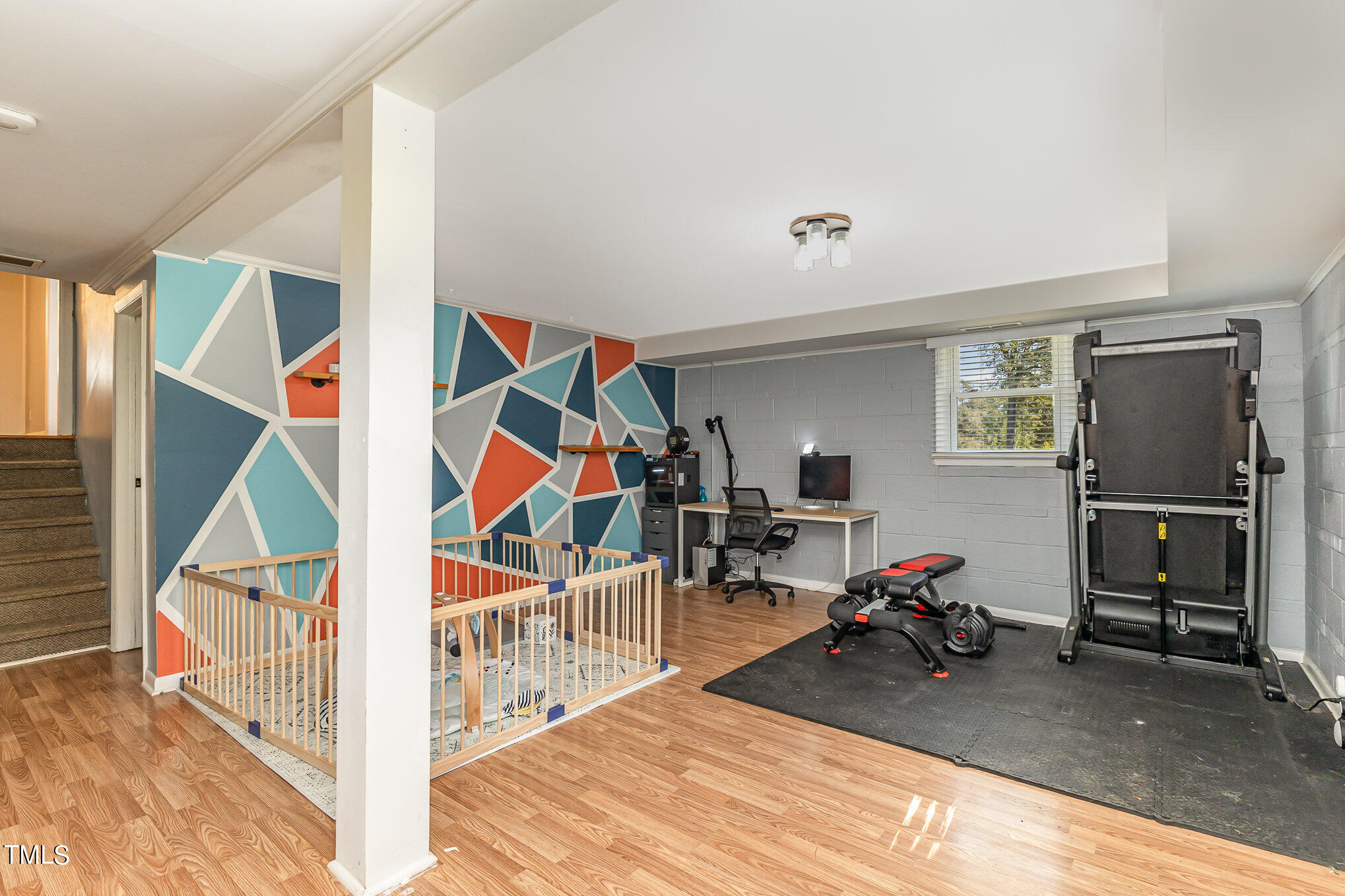 3201 Glenridge Drive