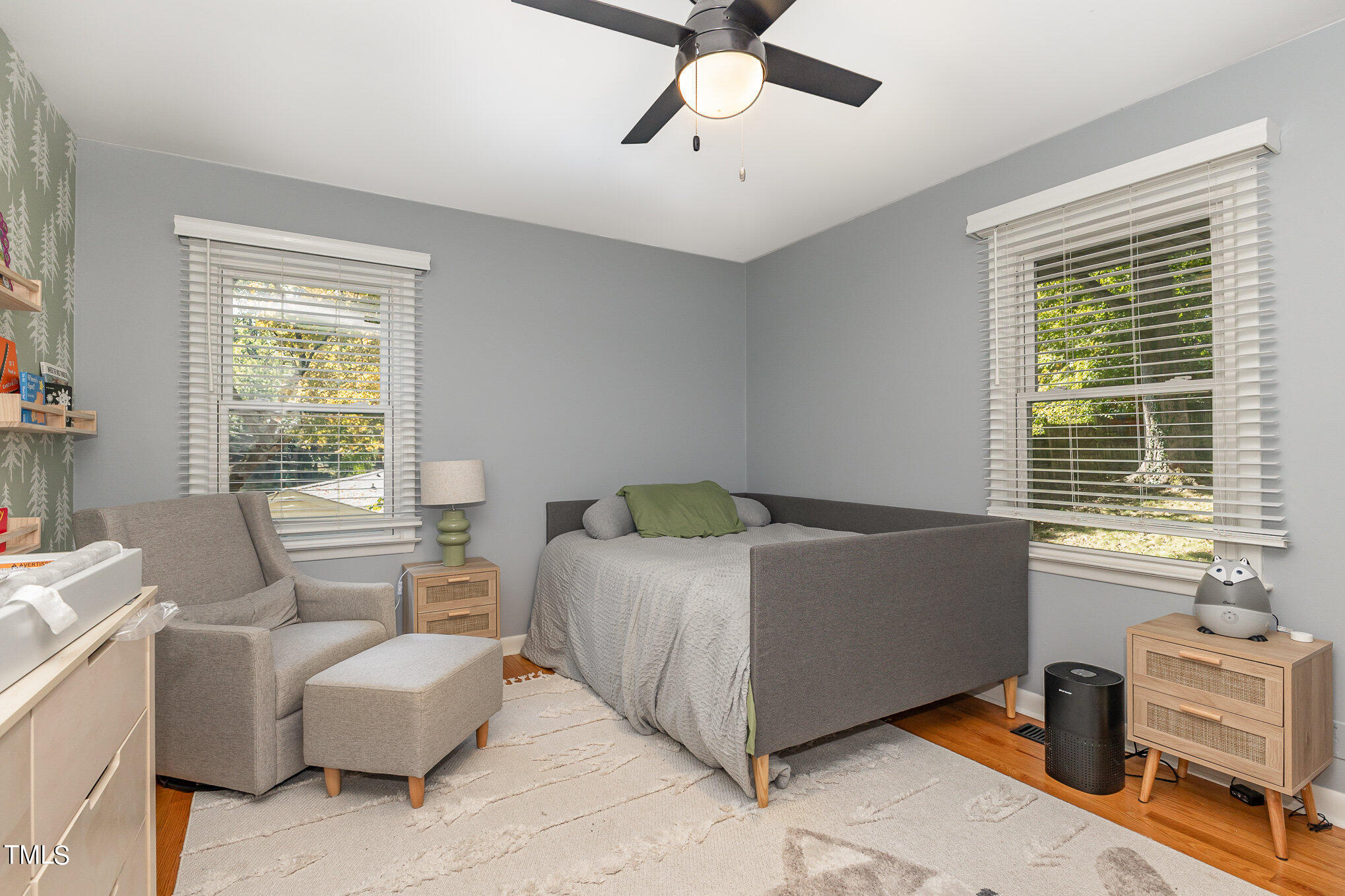 3201 Glenridge Drive