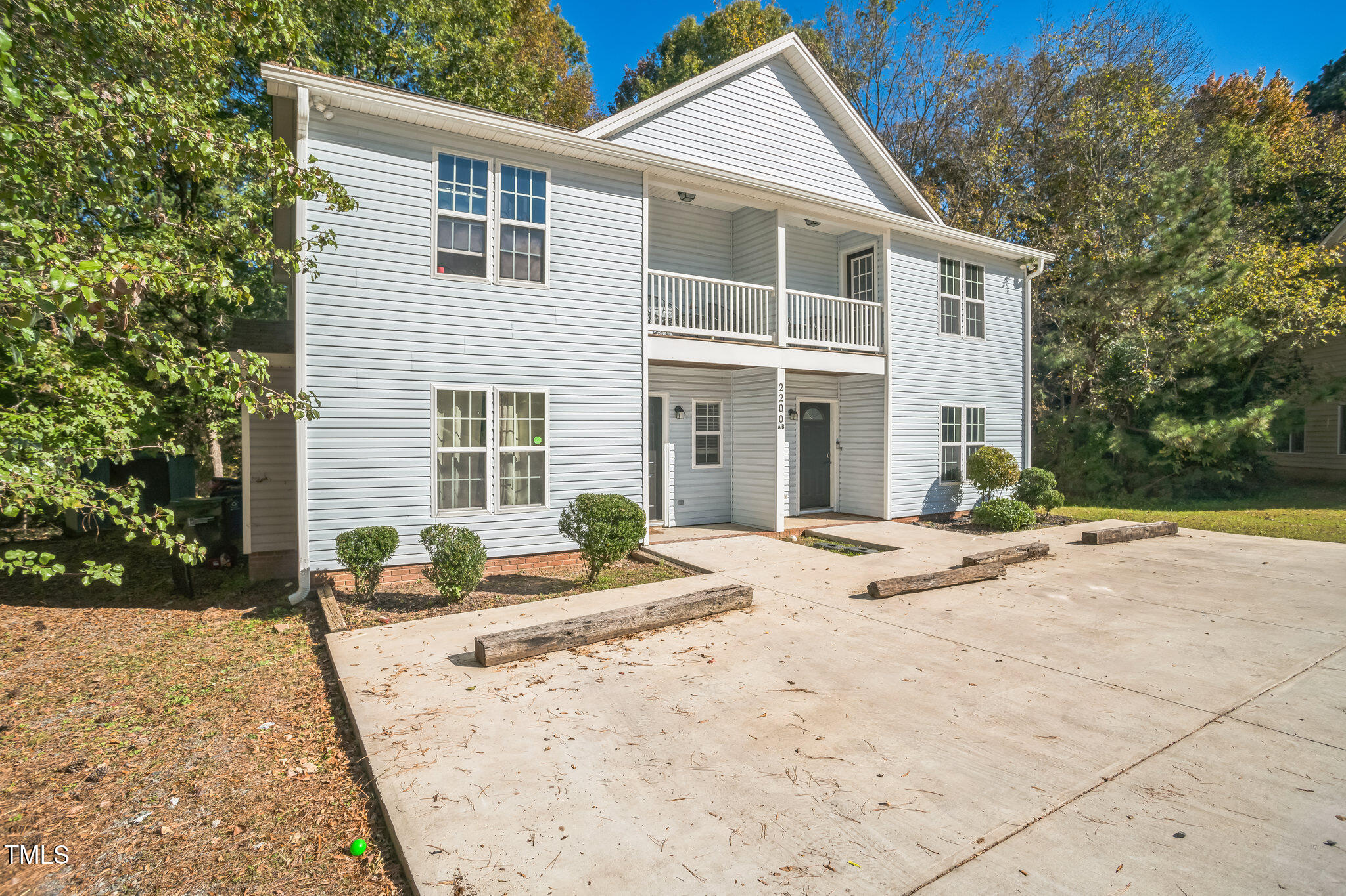 2200 Anthony Drive