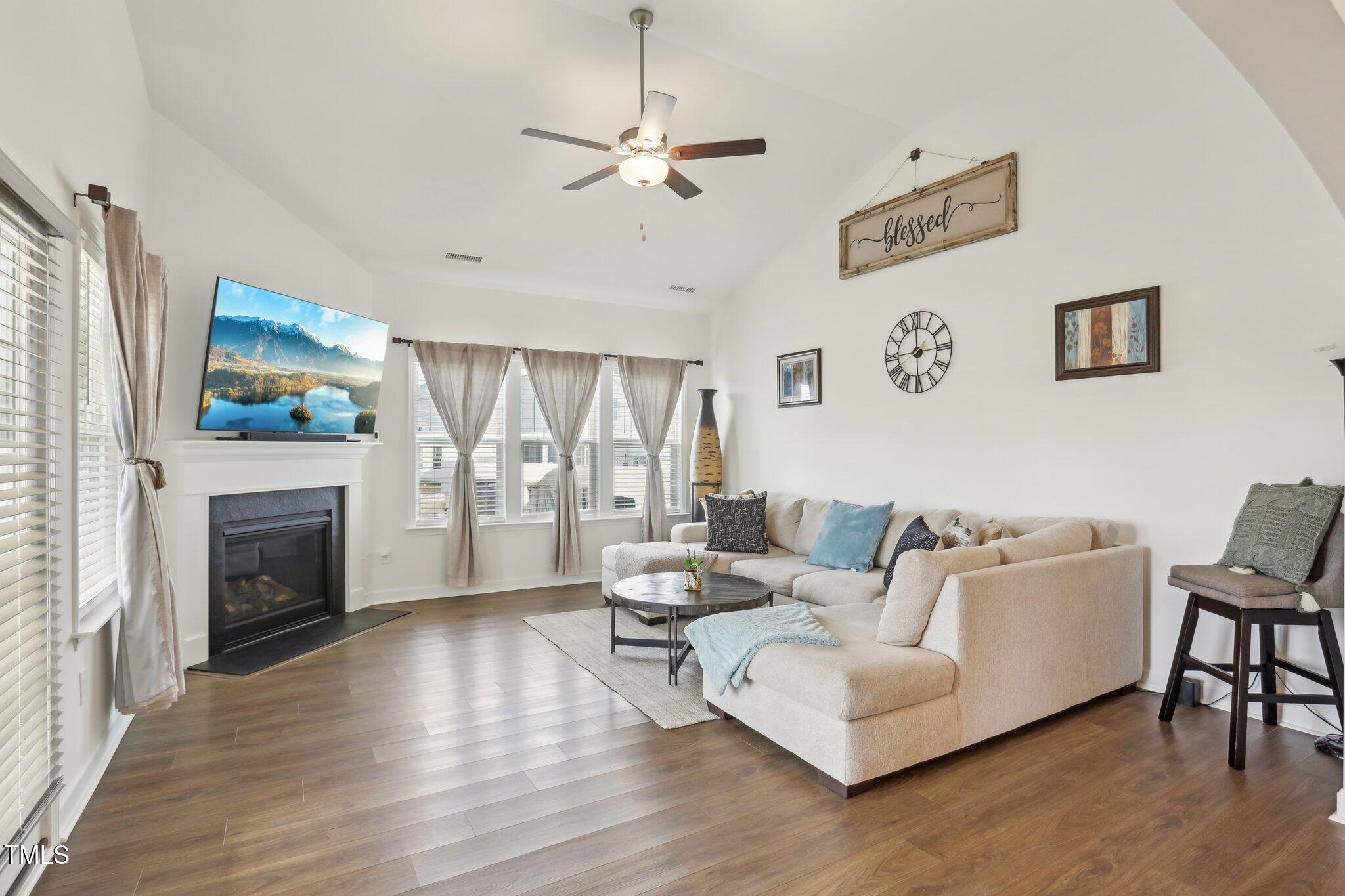 5 Pickerel Crest Way