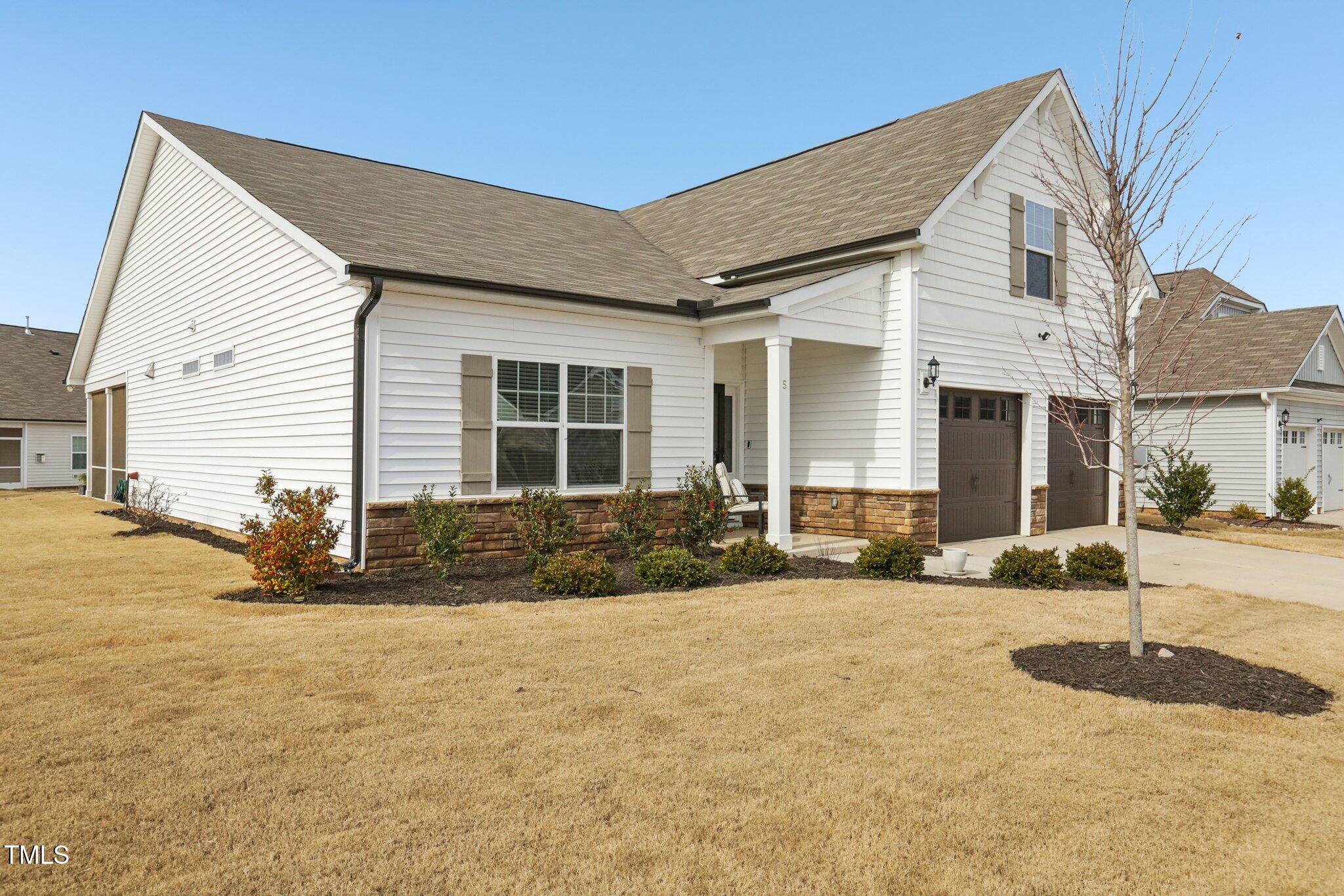 5 Pickerel Crest Way