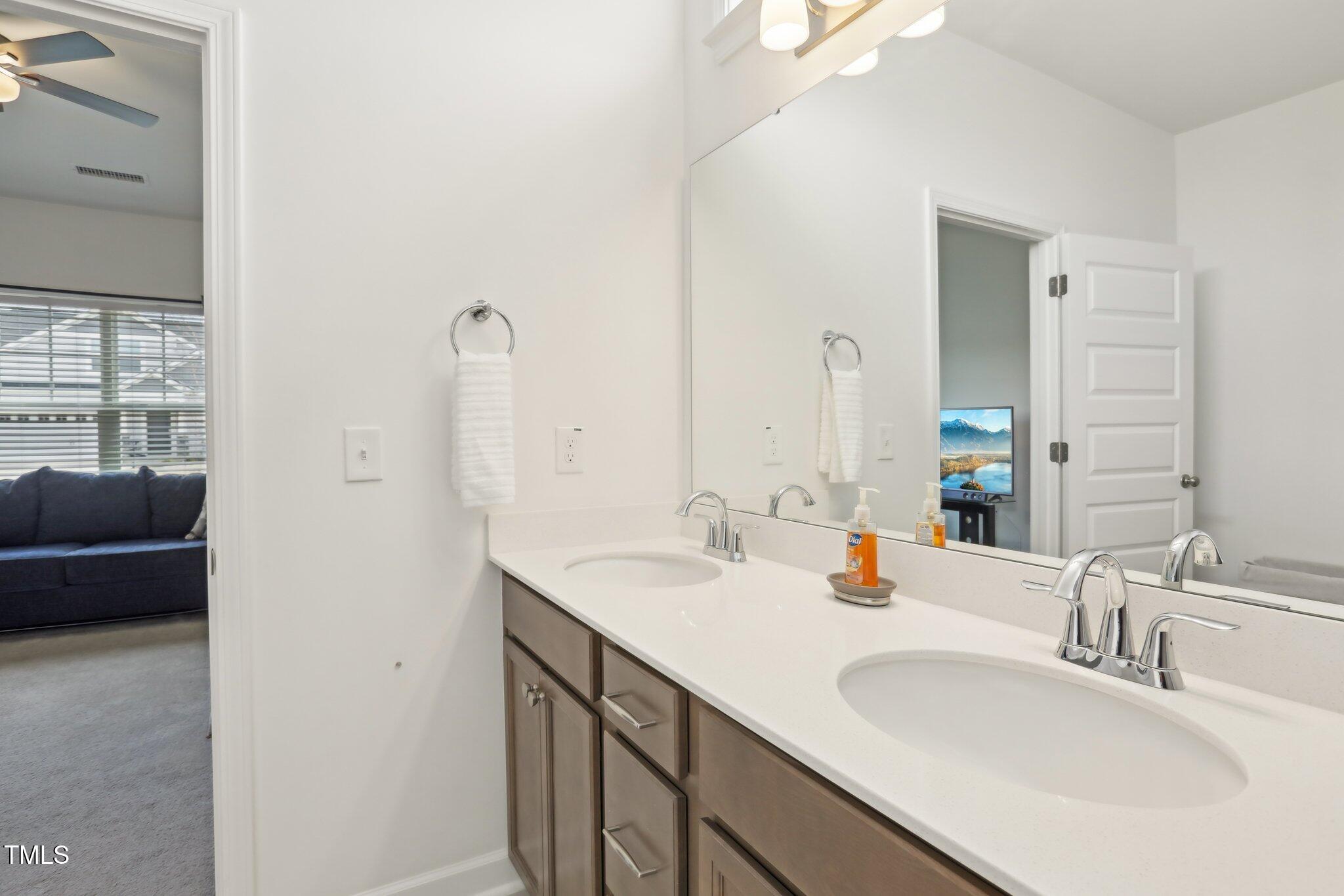 5 Pickerel Crest Way