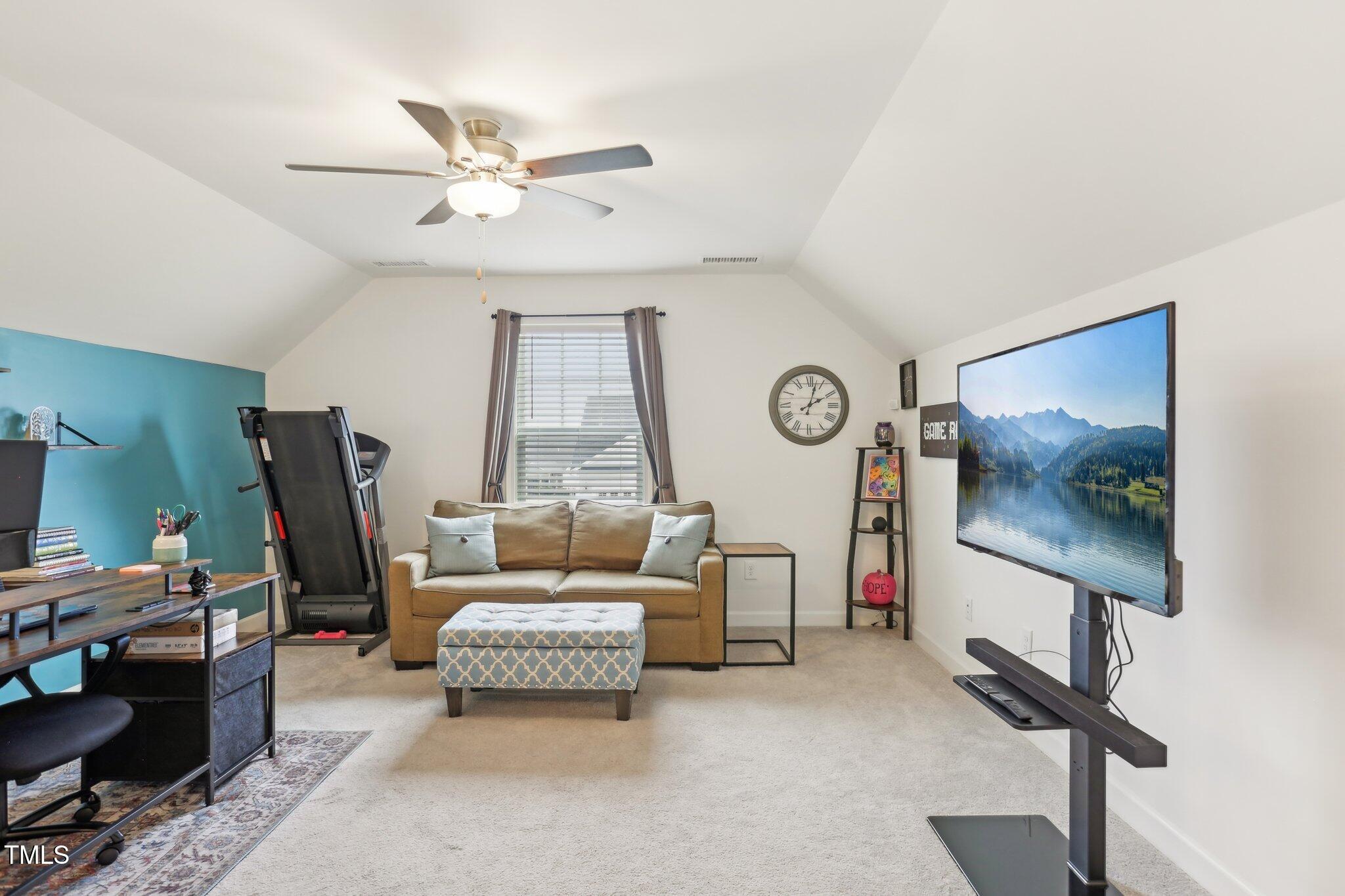 5 Pickerel Crest Way