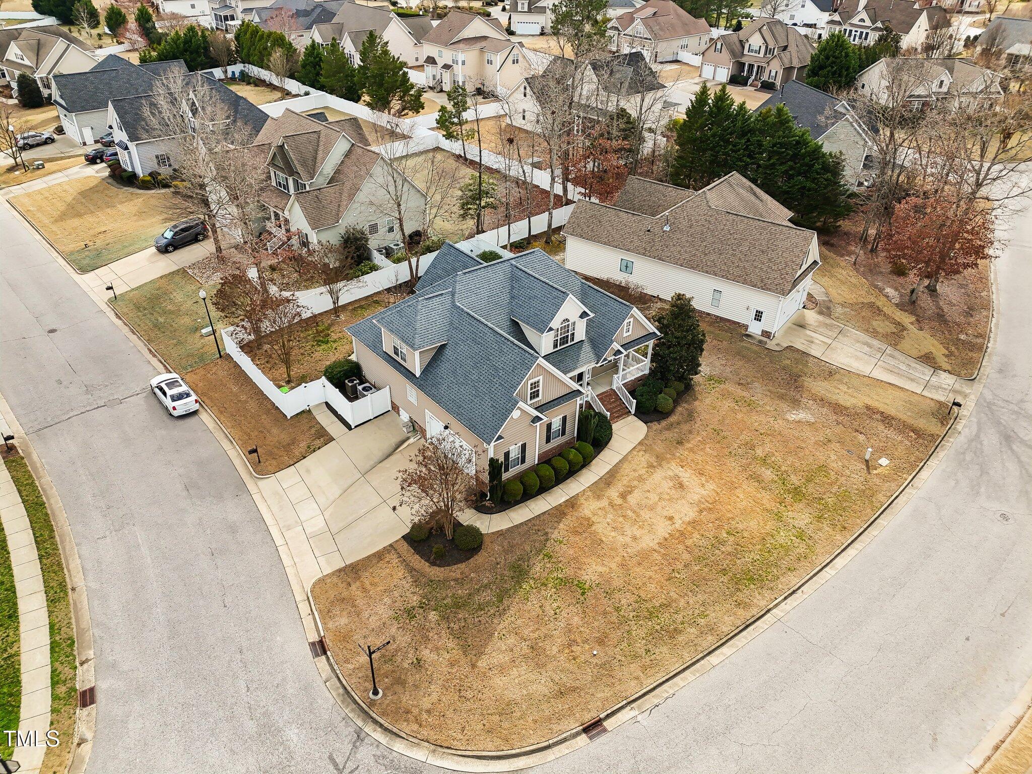 22 Hill Lane