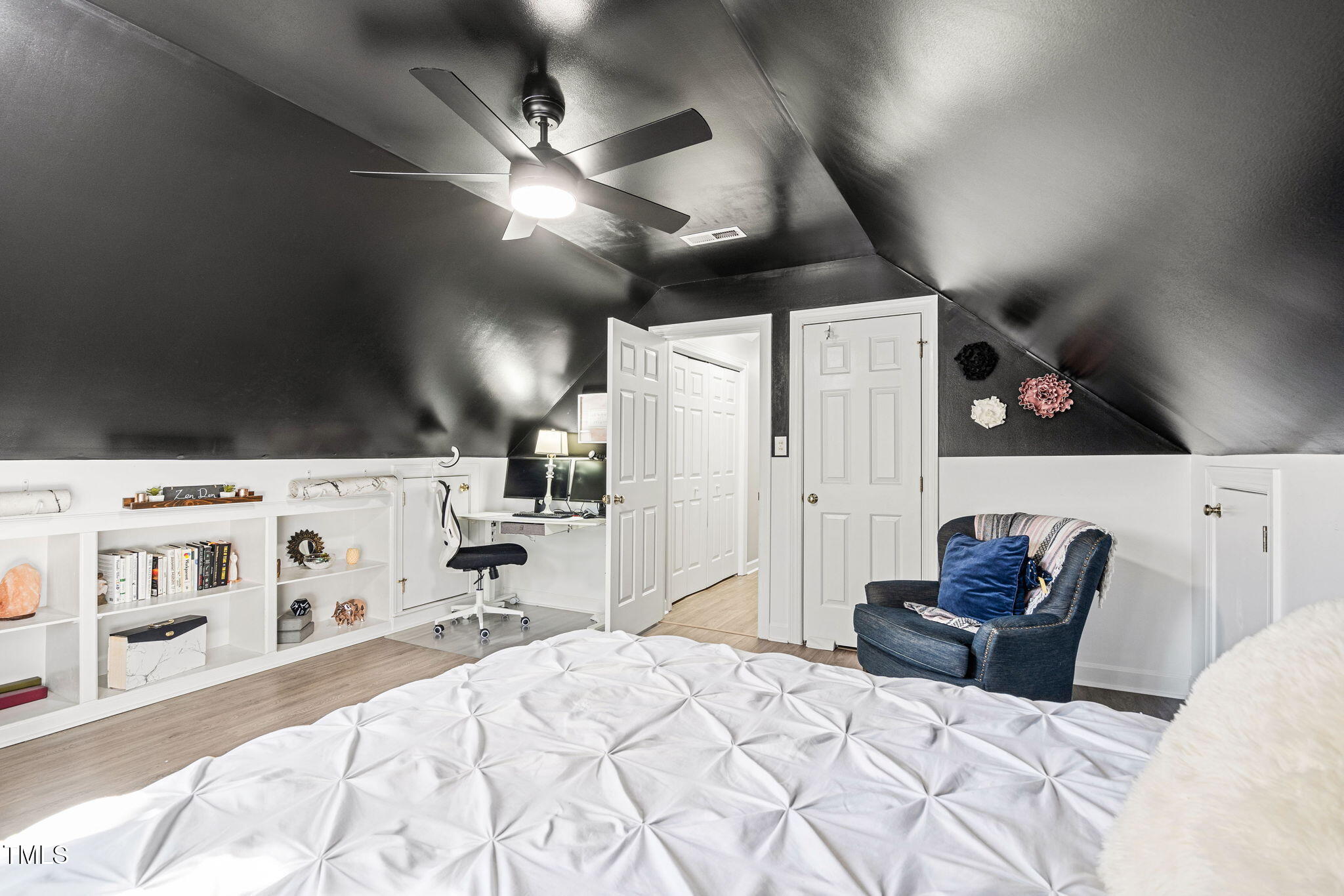 102 Belle Isle Court