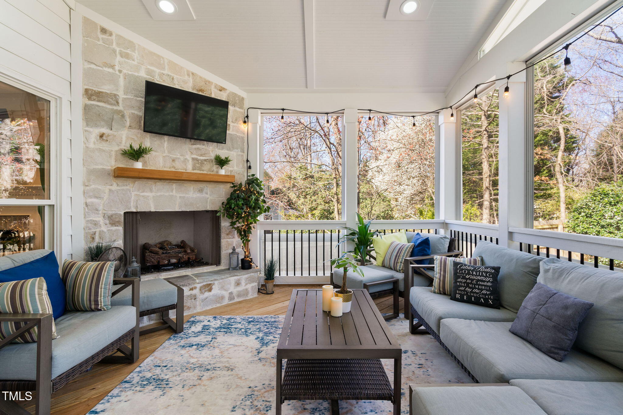 102 Belle Isle Court