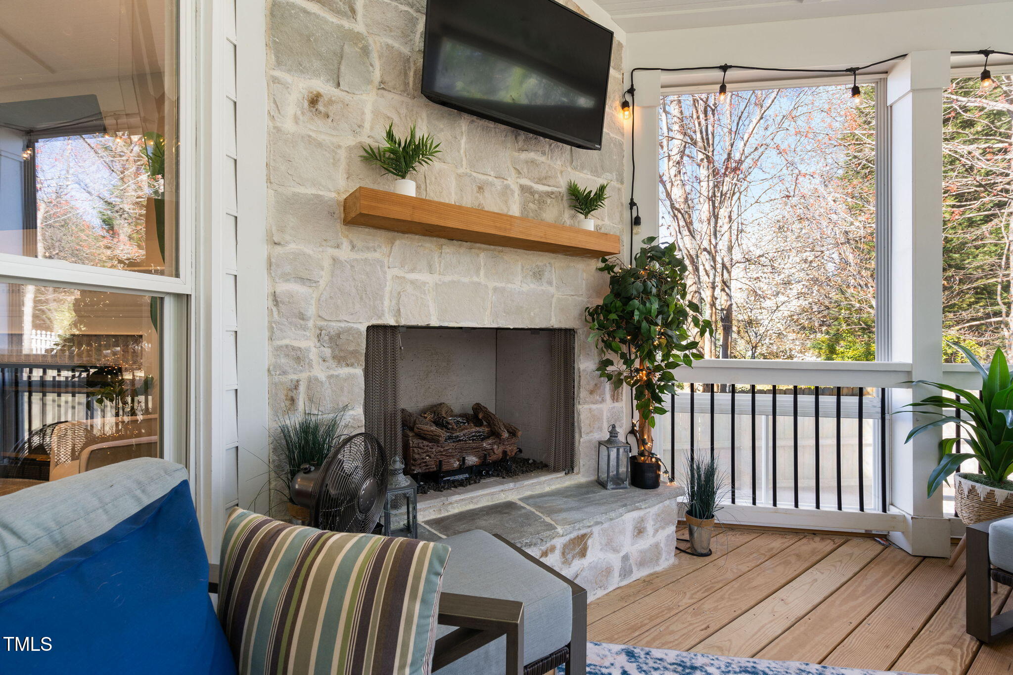 102 Belle Isle Court