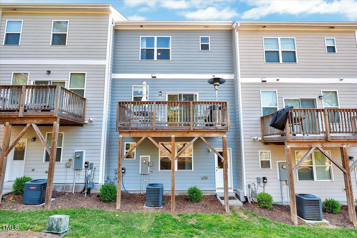 2268 Red Knot Lane