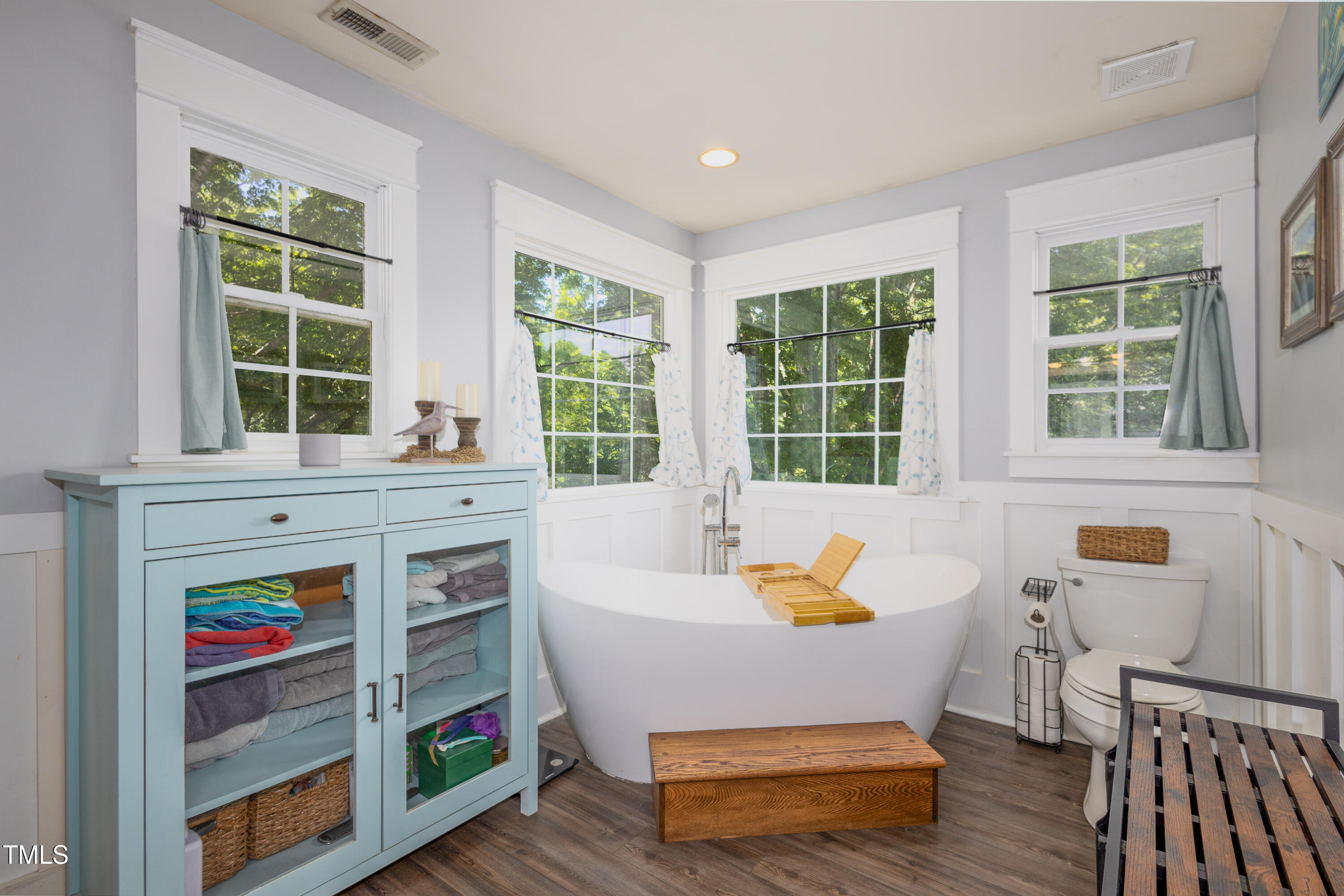 8517 Falkirk Ridge Court