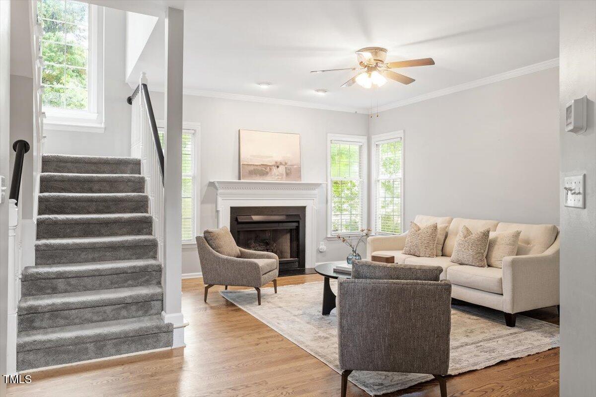 9400 Leslieshire Drive