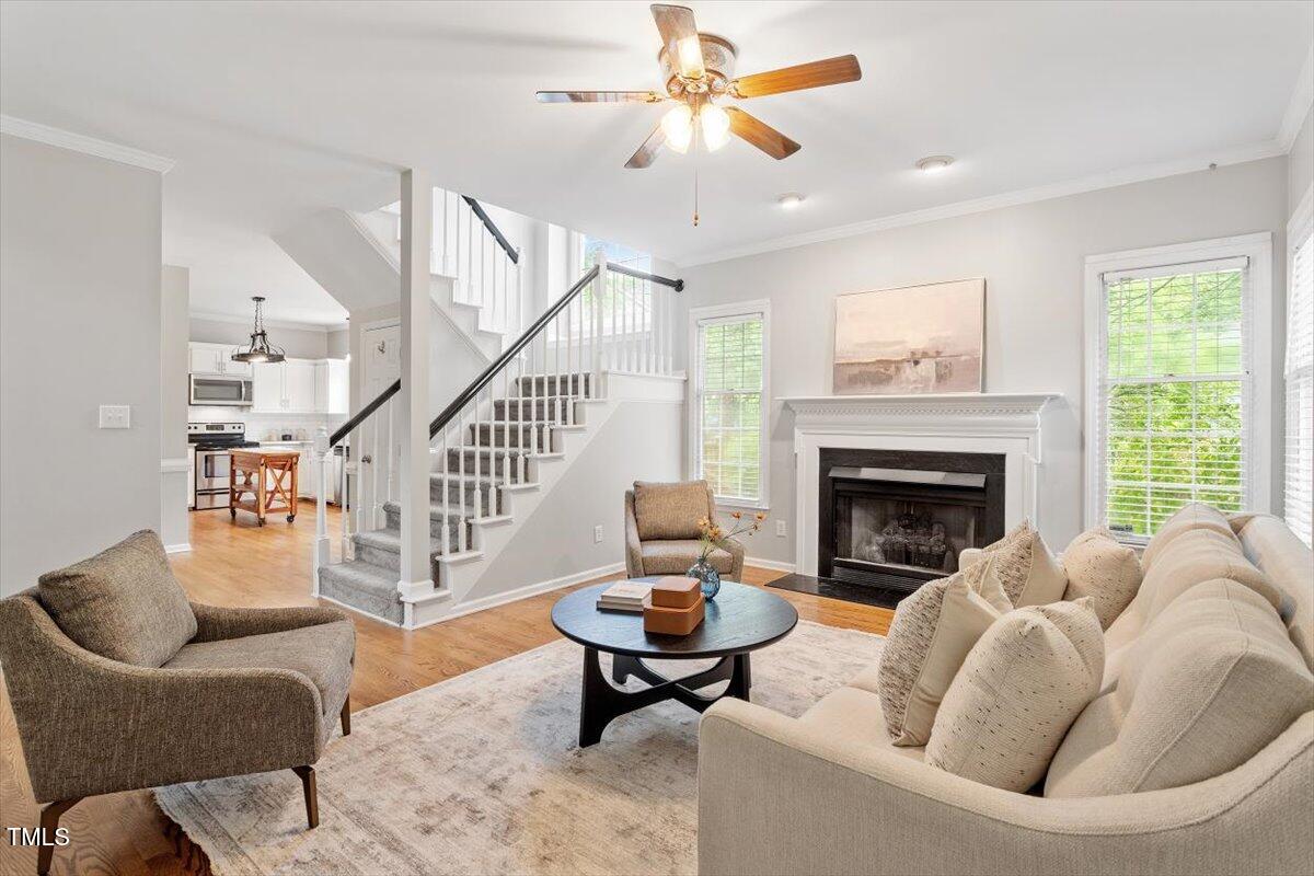 9400 Leslieshire Drive