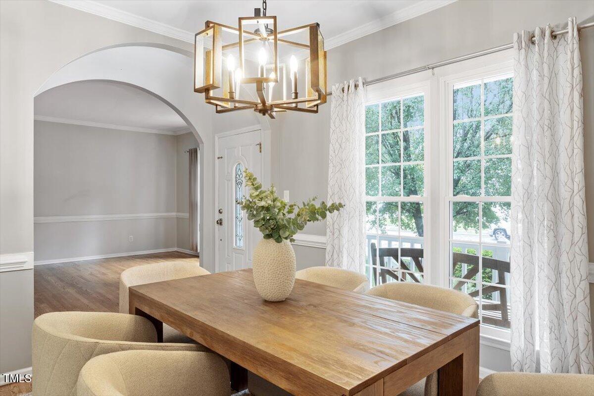 9400 Leslieshire Drive