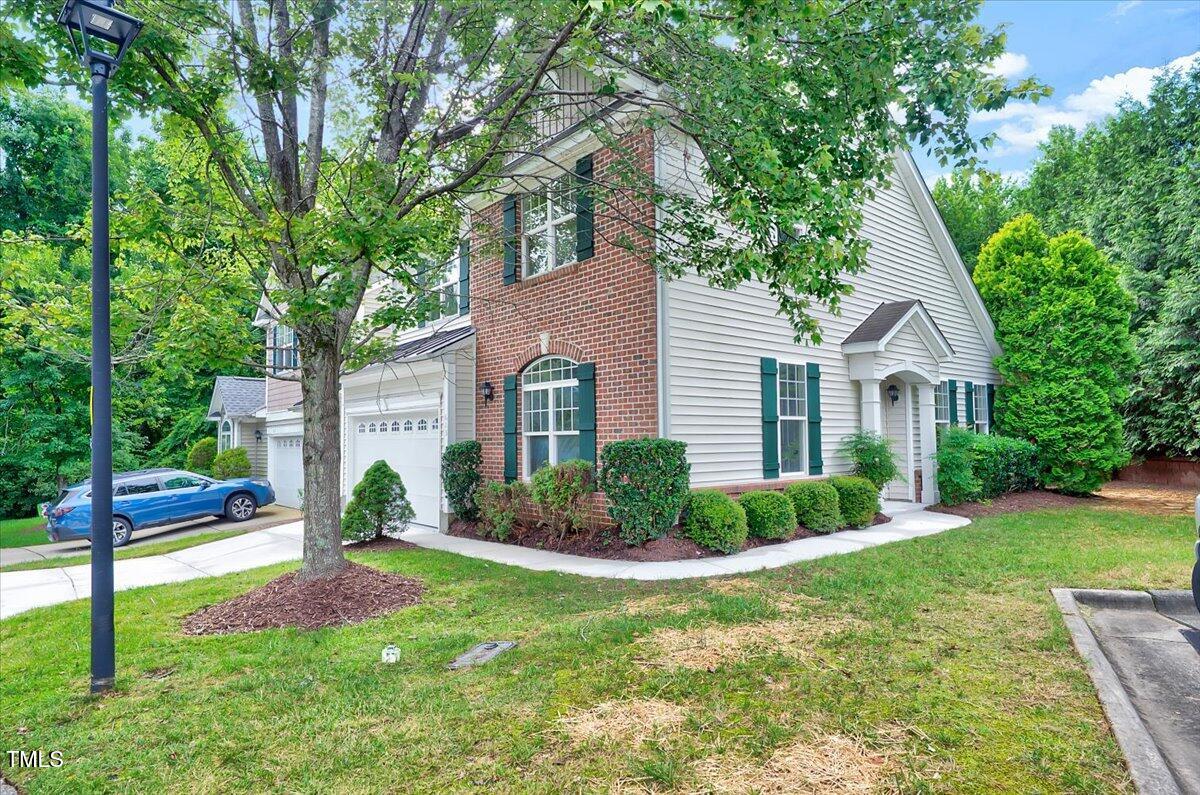 613 Abbey Hall Way