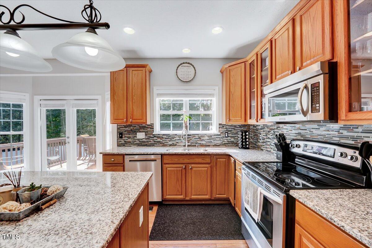 740 Rockville Road