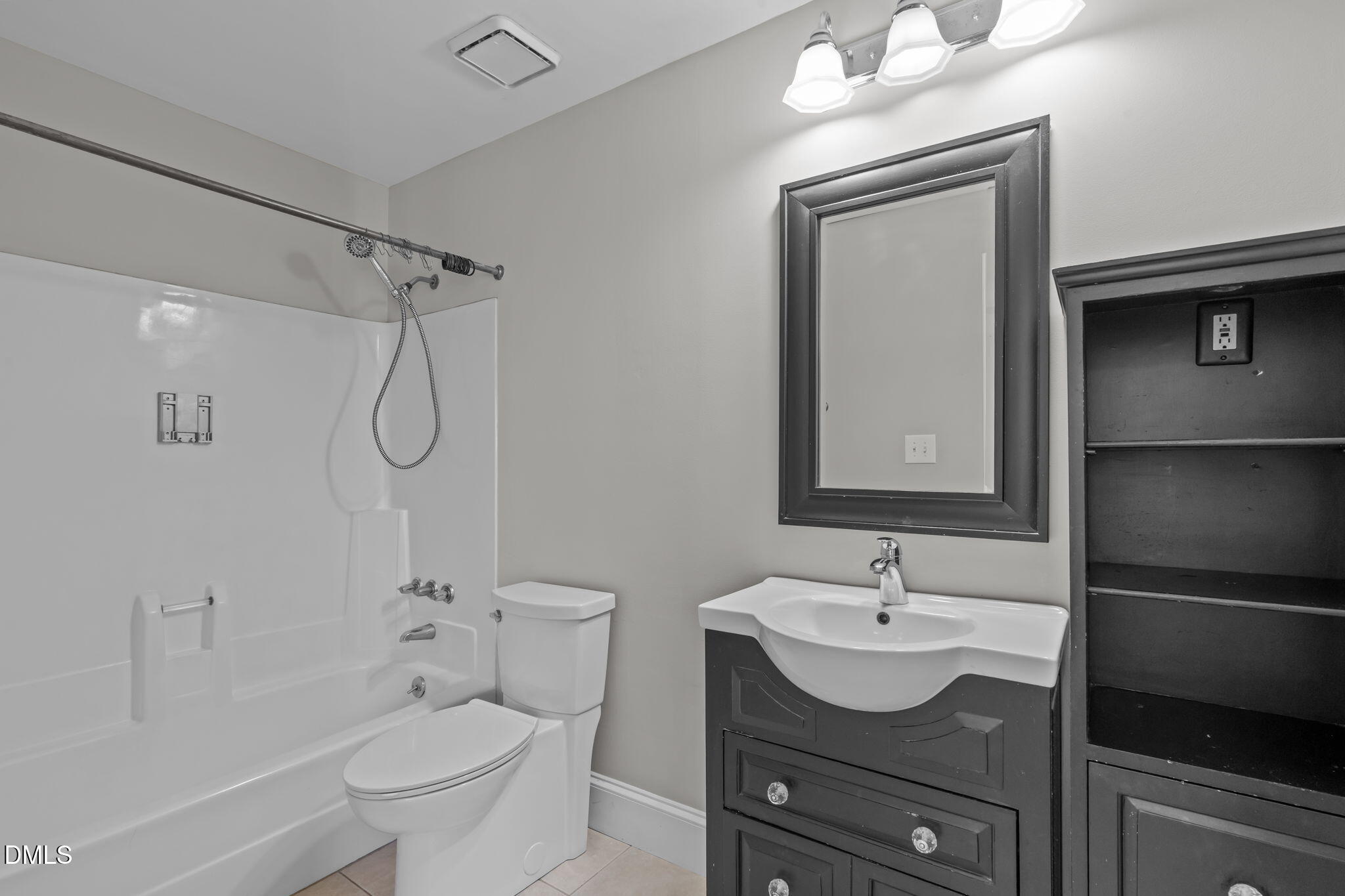 2208 Stafford Avenue