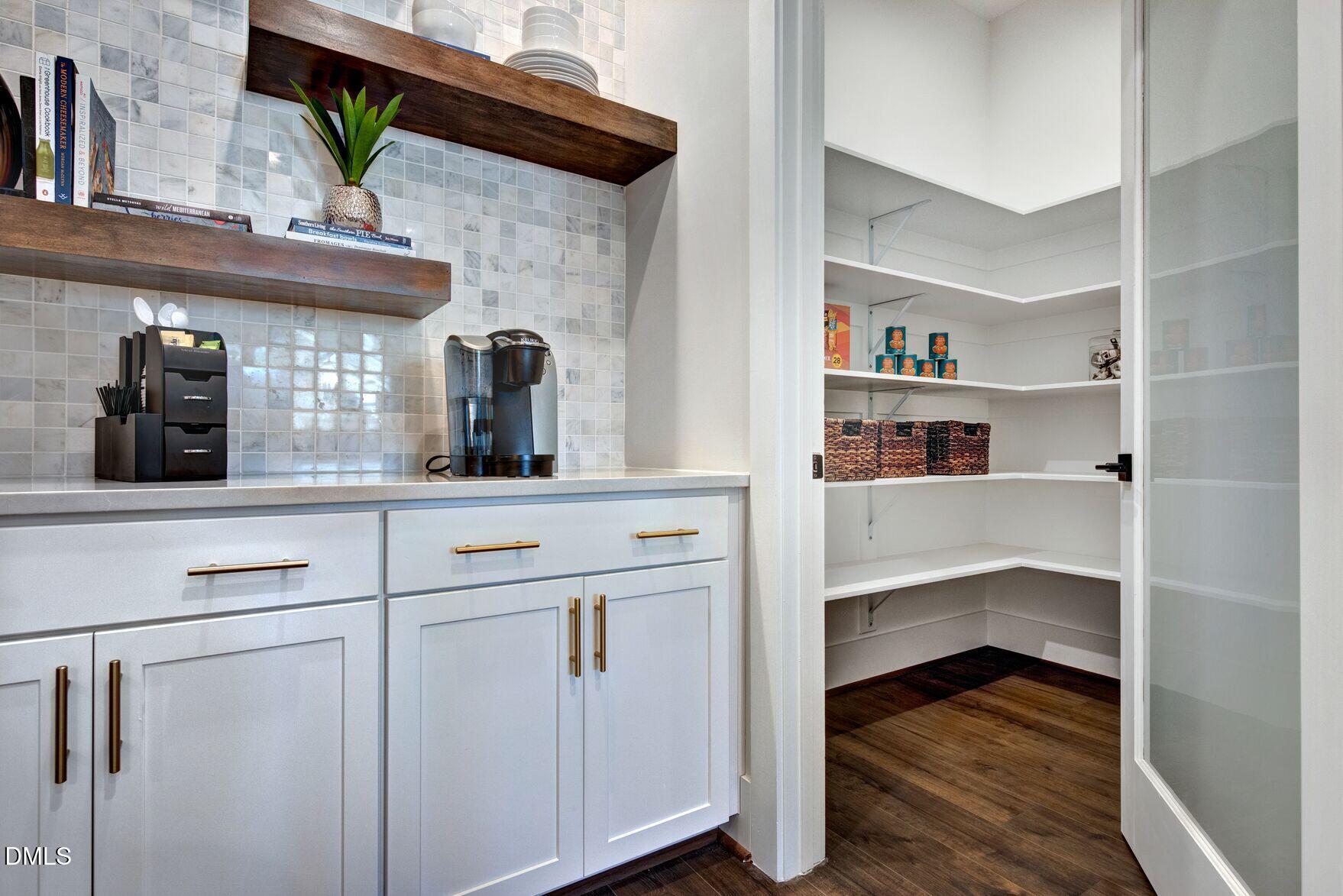 7616 Mitchell Mill Road