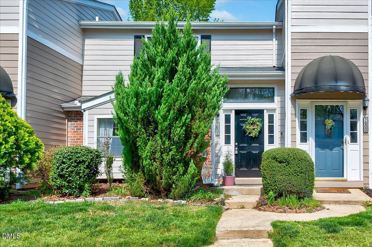 7802 Falcon Rest Circle