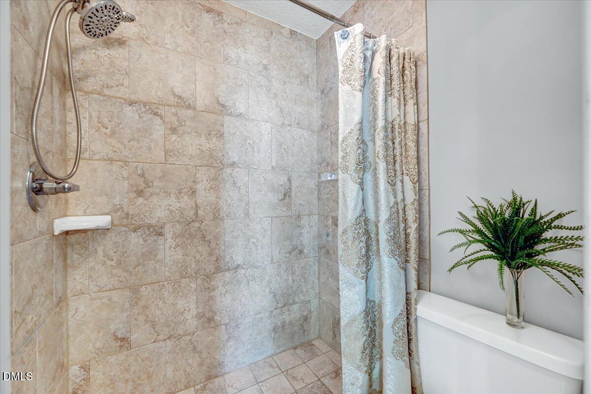 7802 Falcon Rest Circle