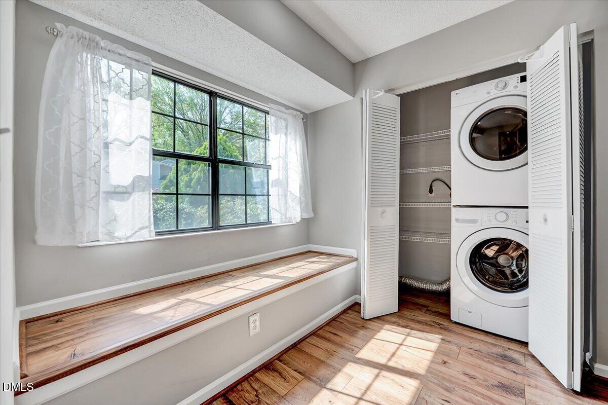 7802 Falcon Rest Circle