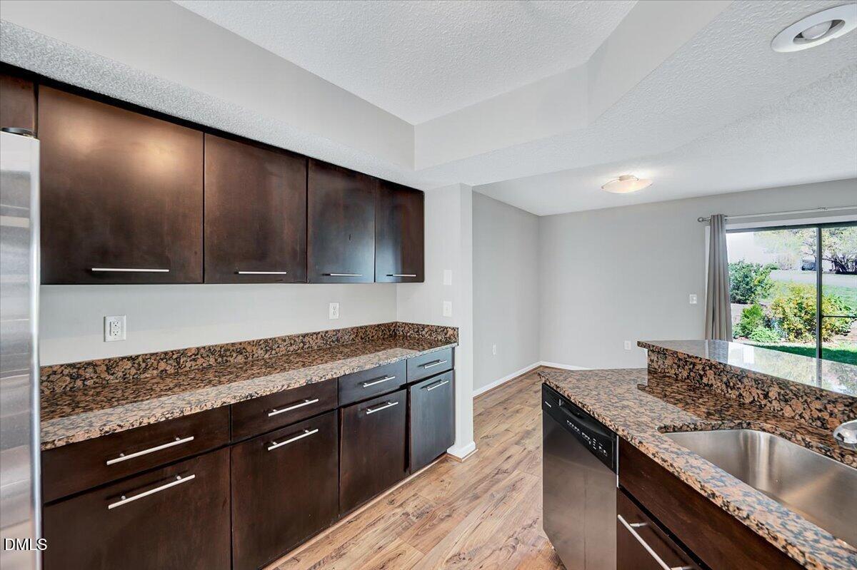 7802 Falcon Rest Circle