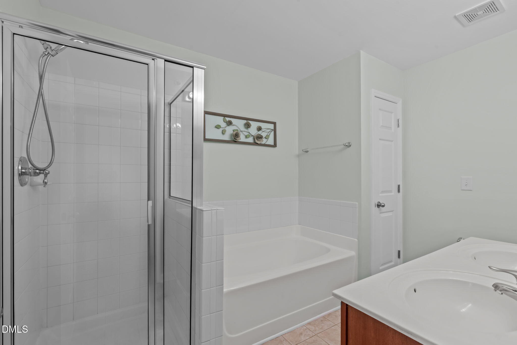 2120 Breezeway Drive # 104