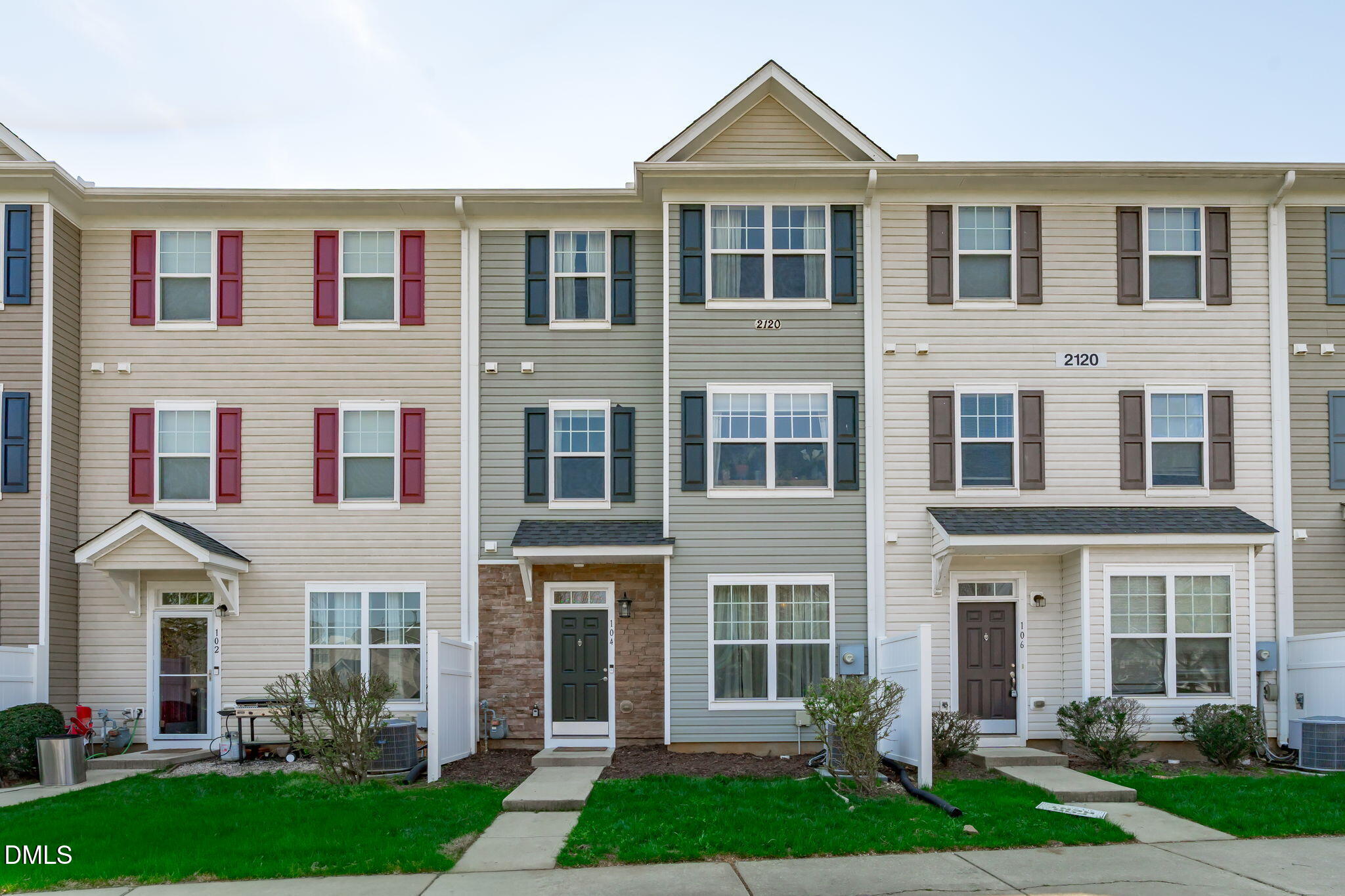 2120 Breezeway Drive # 104