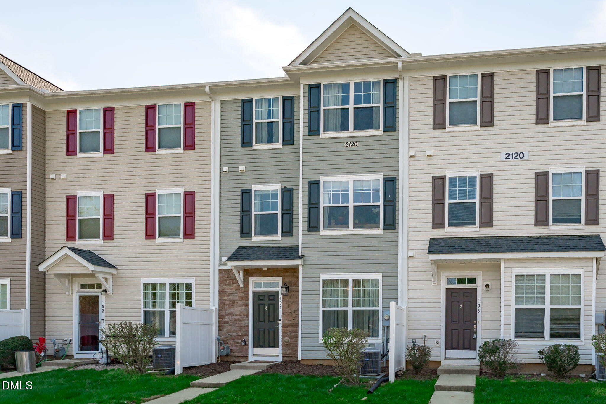 2120 Breezeway Drive # 104