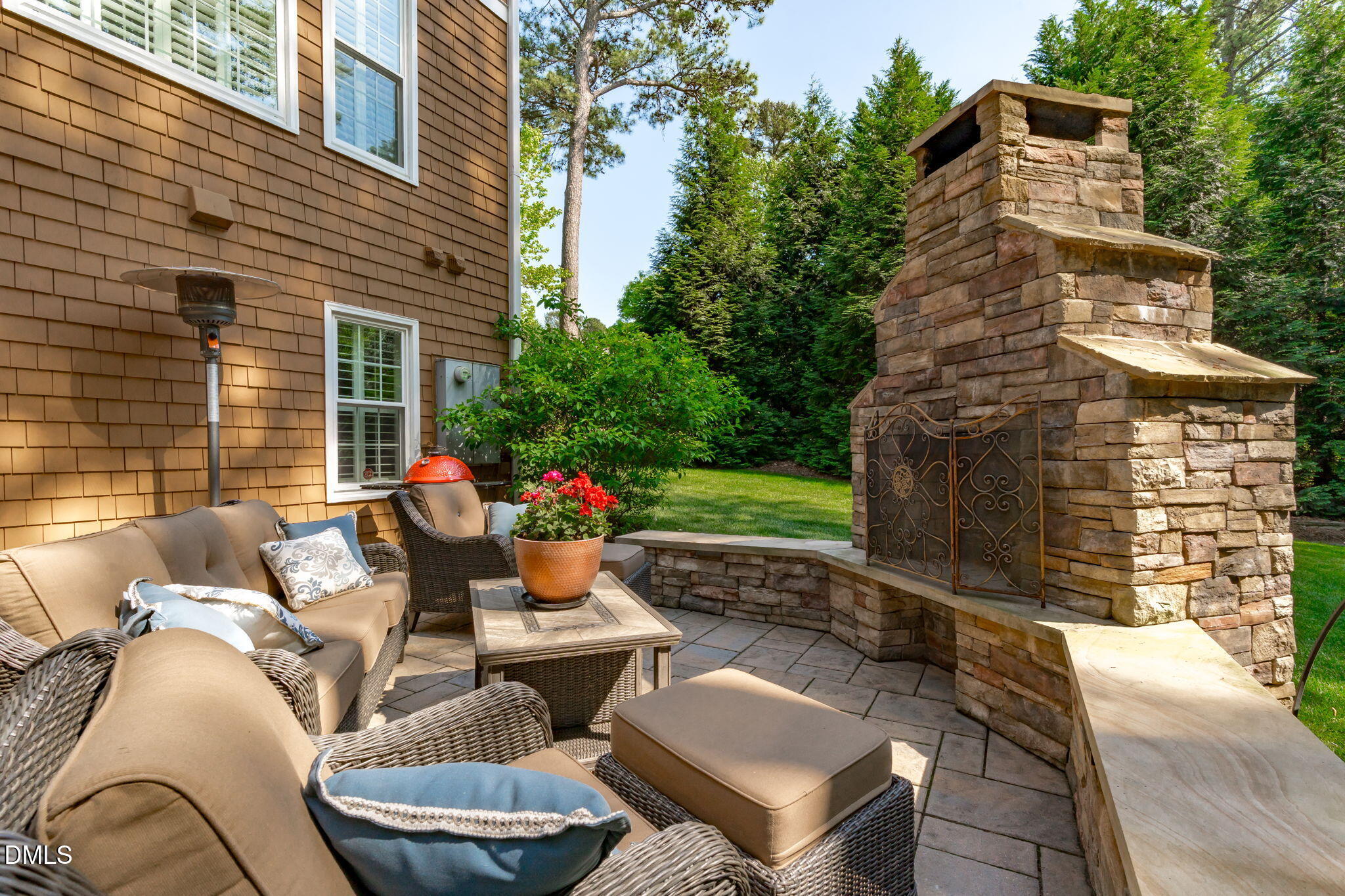 6001 Drumquin Drive
