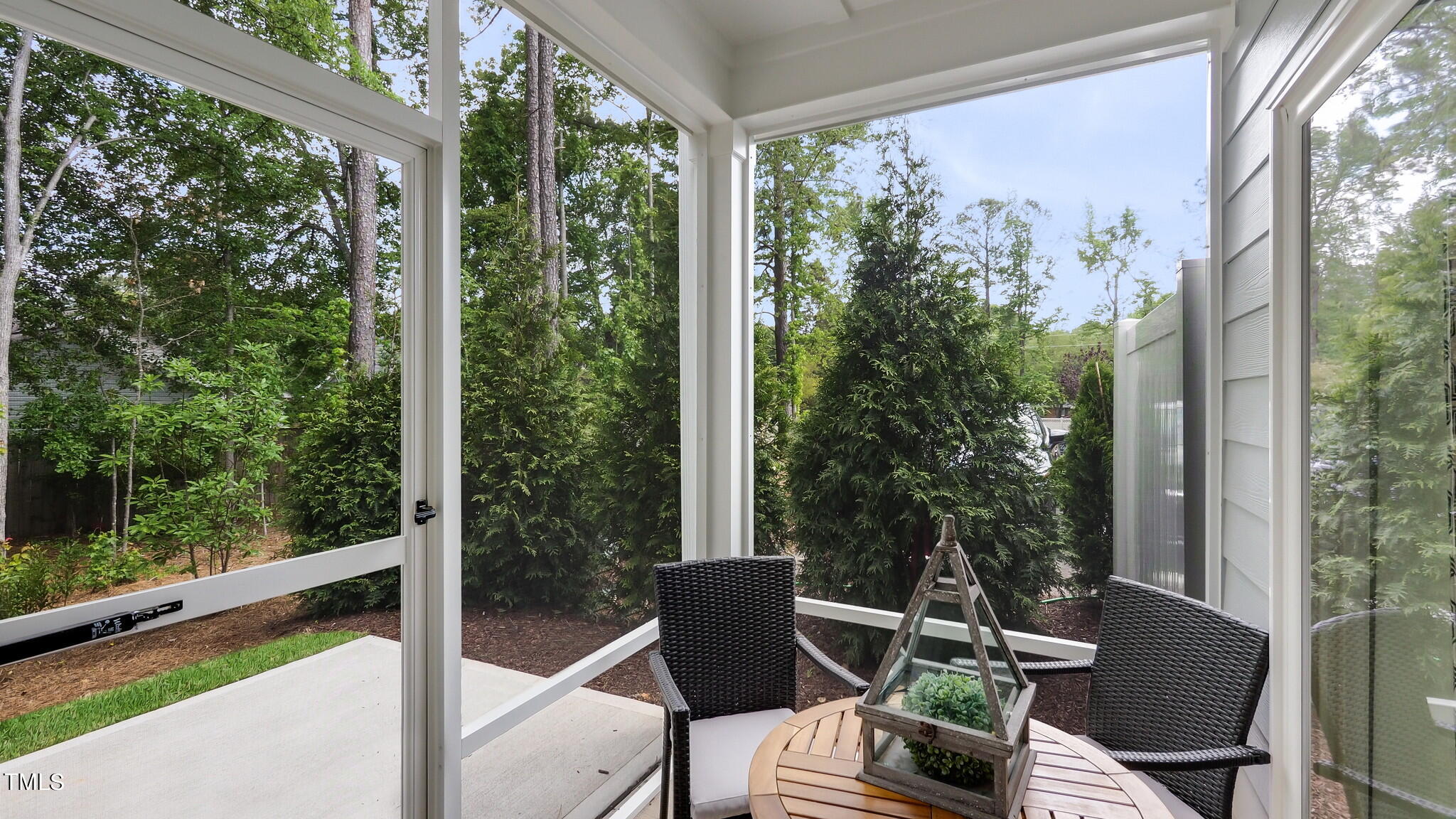 212 Deercroft Drive