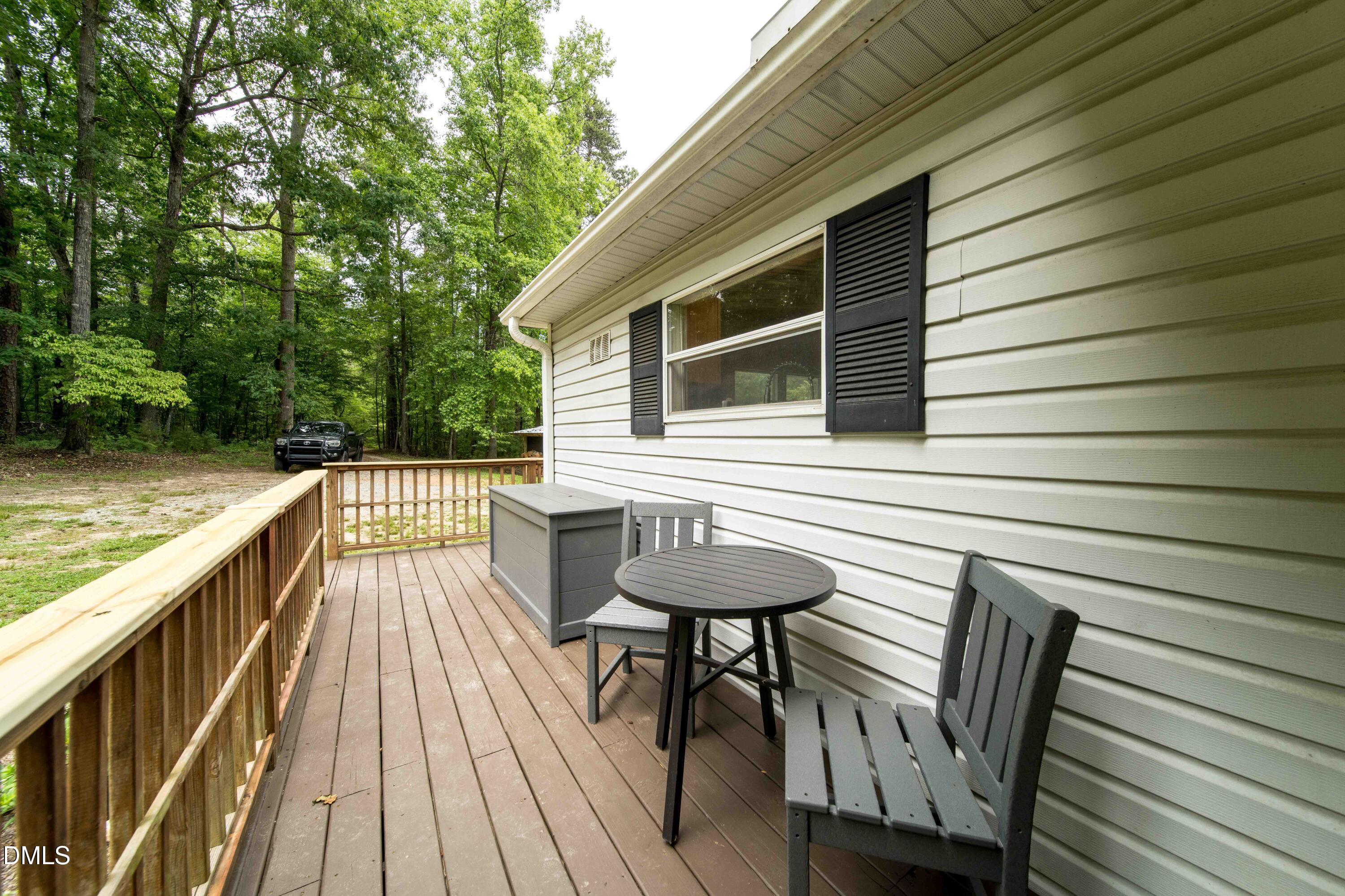 748 Hunters Circle