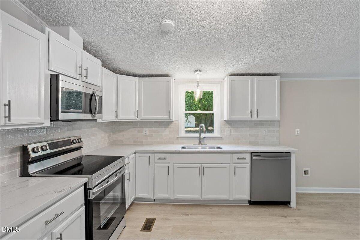 3356 Dandelion Lane