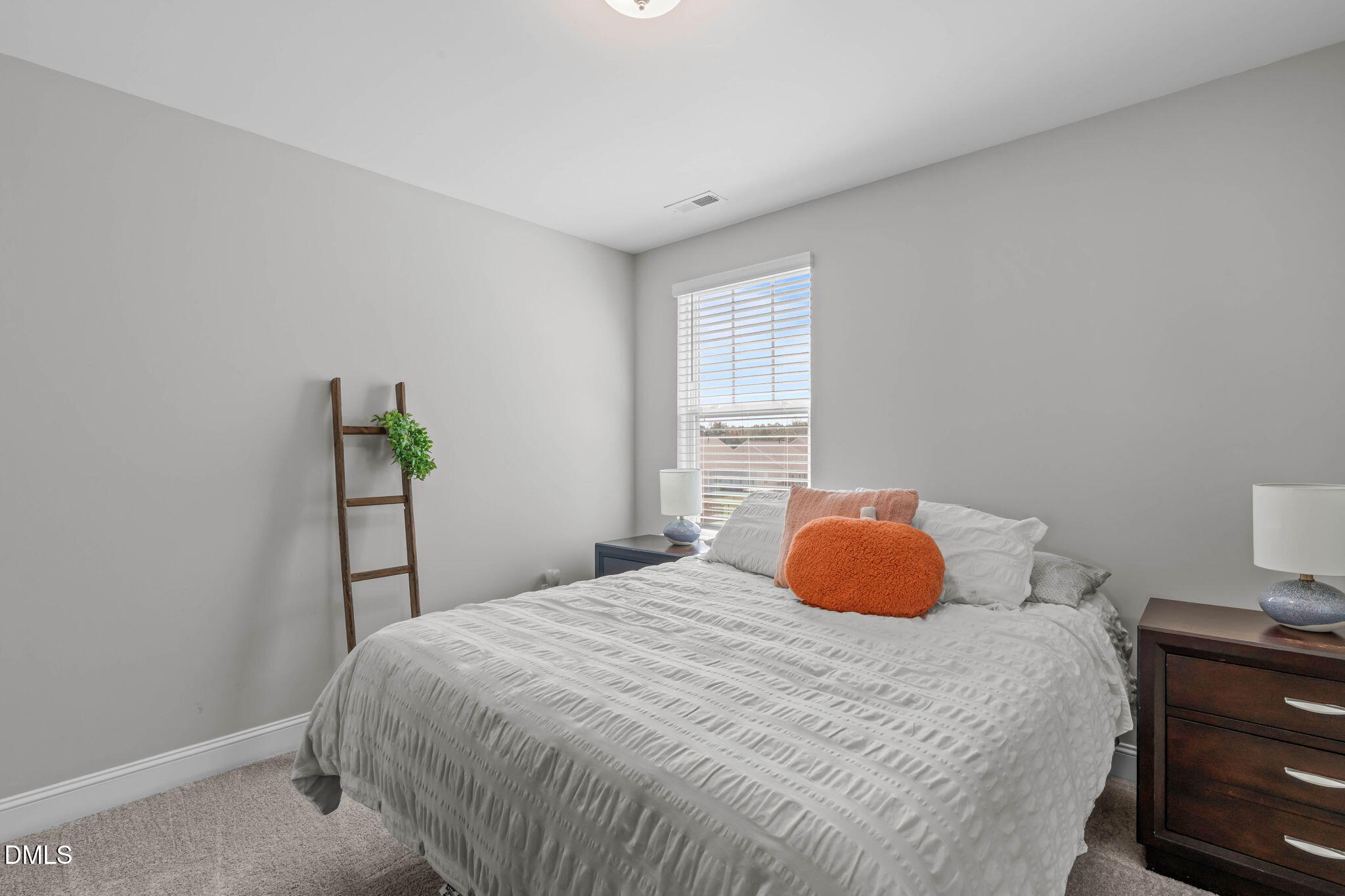 35 Saintsing Trail