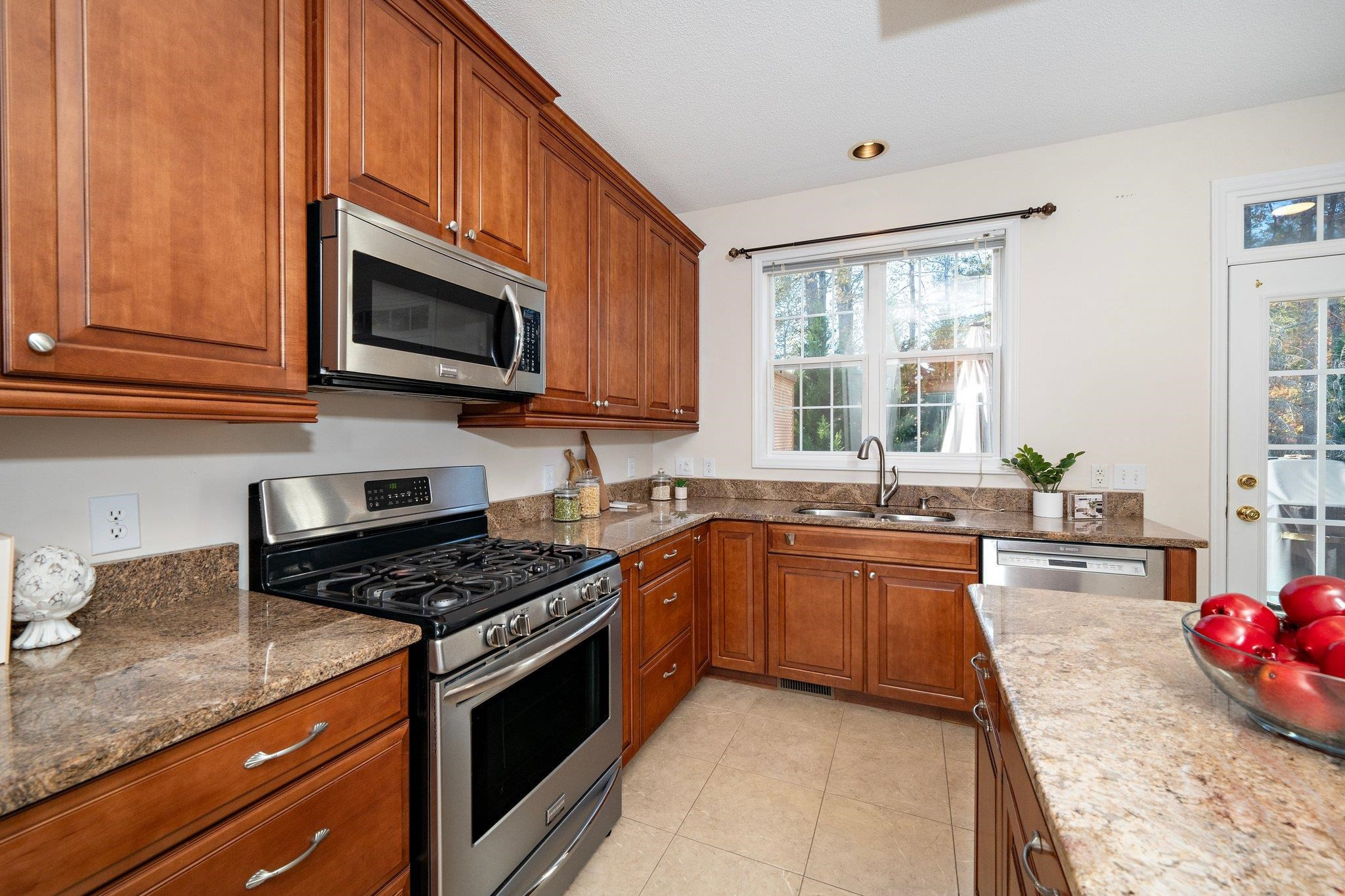 707 Hillsford Lane