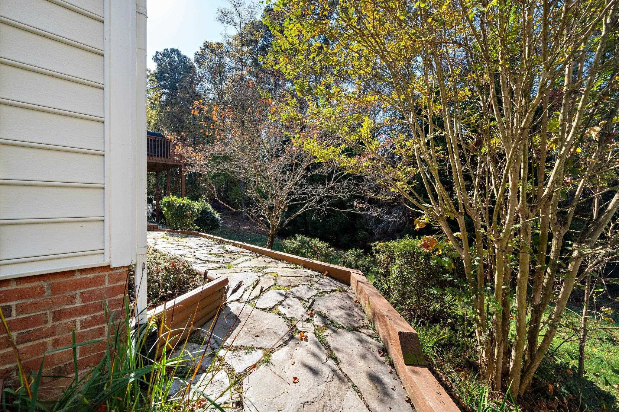 707 Hillsford Lane