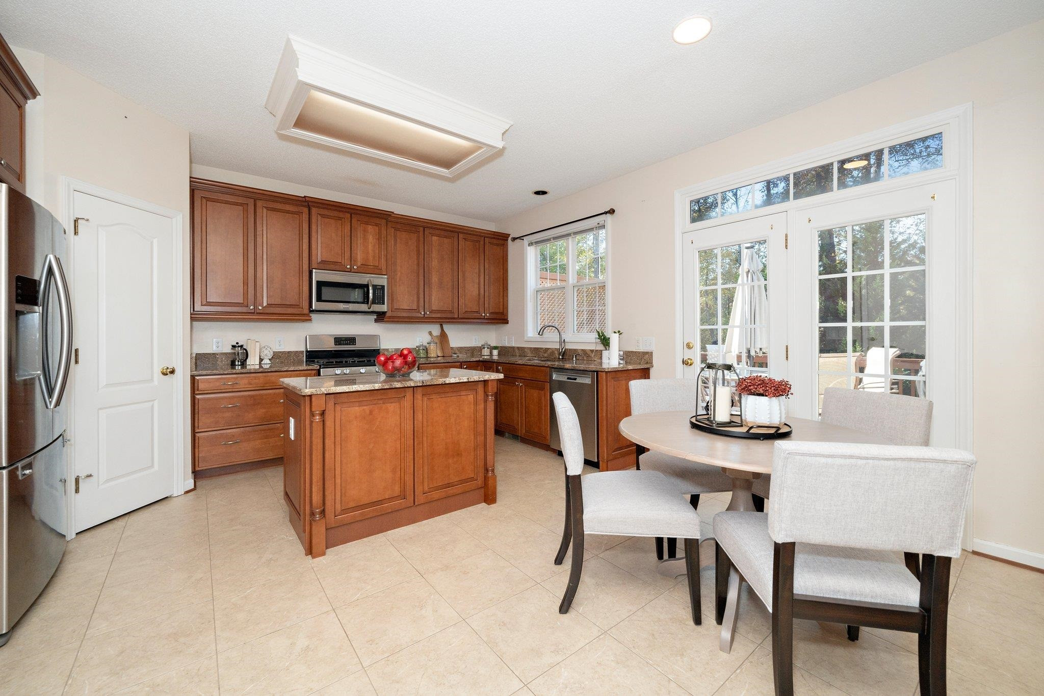 707 Hillsford Lane