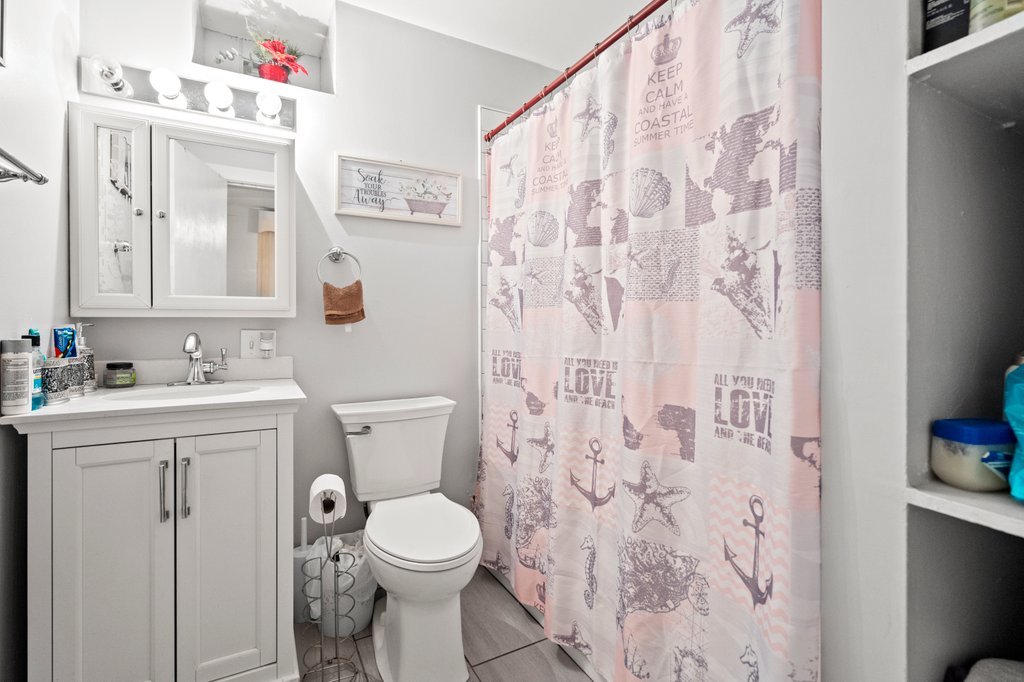 1436 N Campbell Avenue