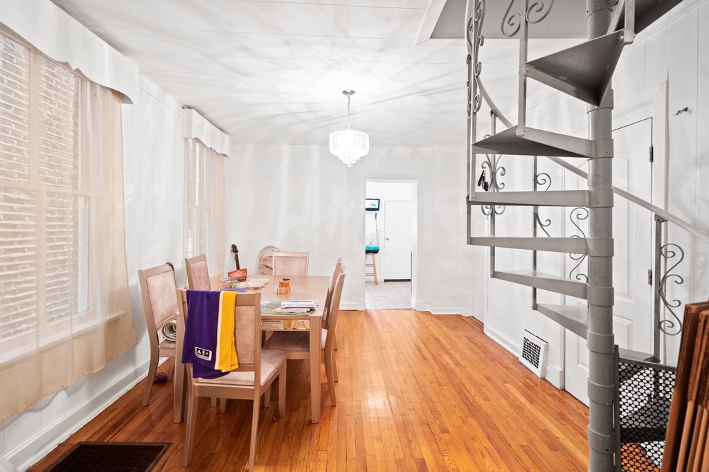 1436 N Campbell Avenue