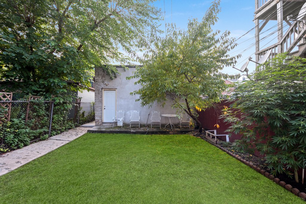 1436 N Campbell Avenue