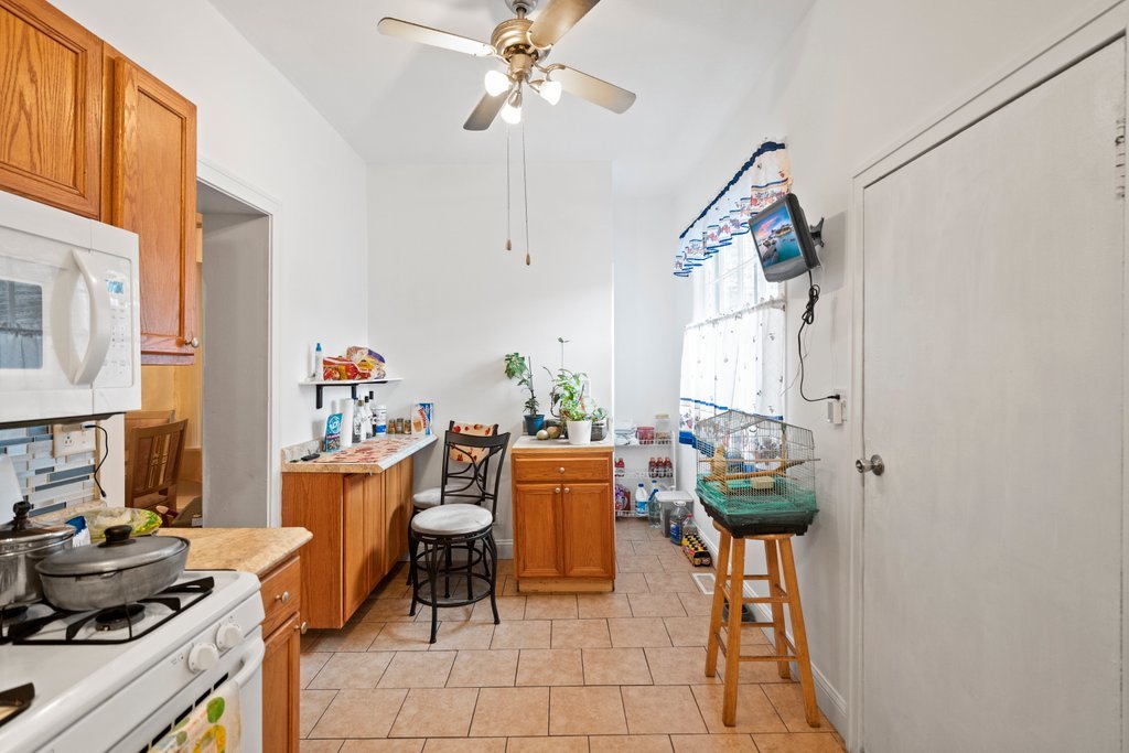 1436 N Campbell Avenue