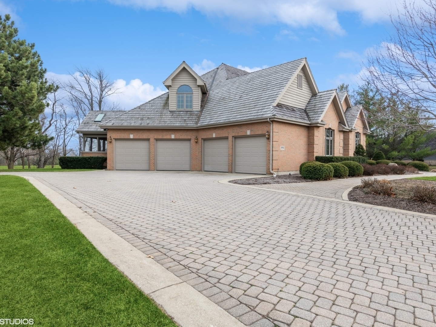 3904 Dutch Creek Lane