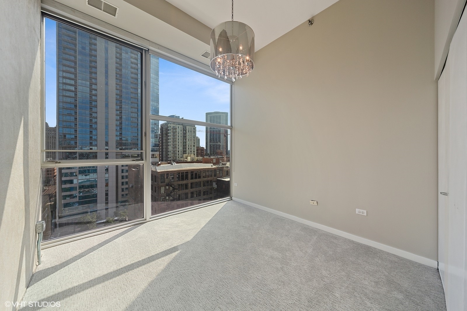 630 N Franklin Street Unit: 1108