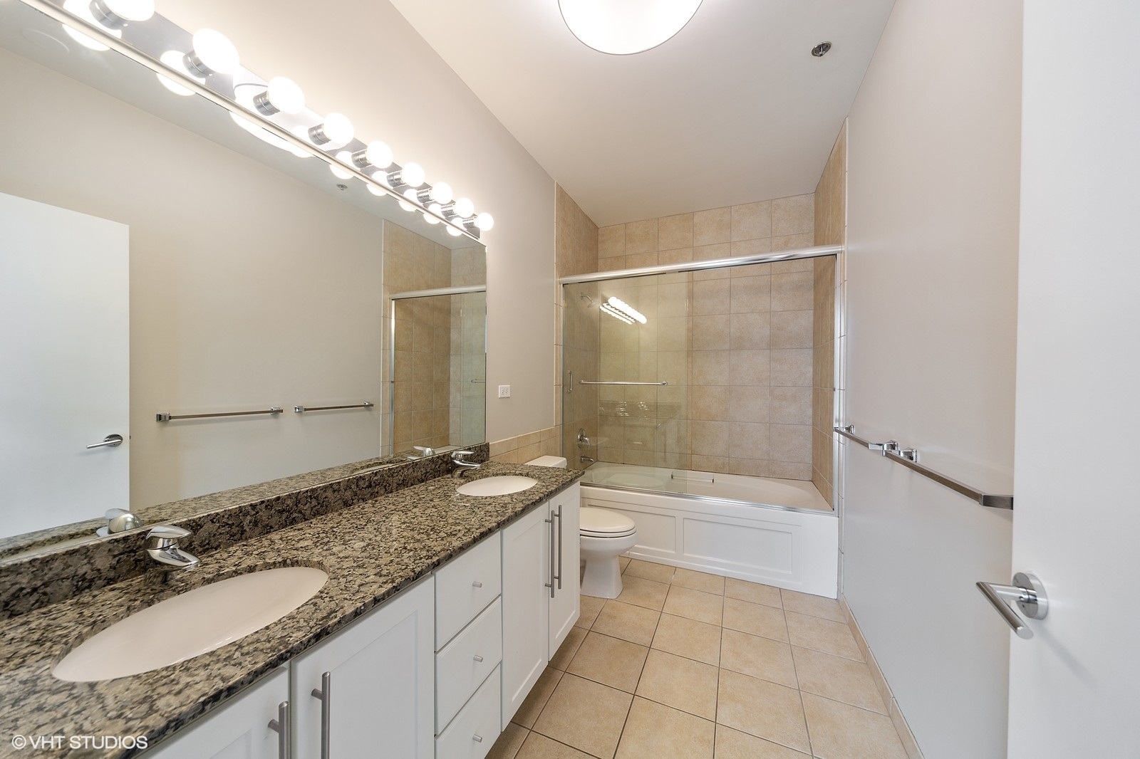 630 N Franklin Street Unit: 1108