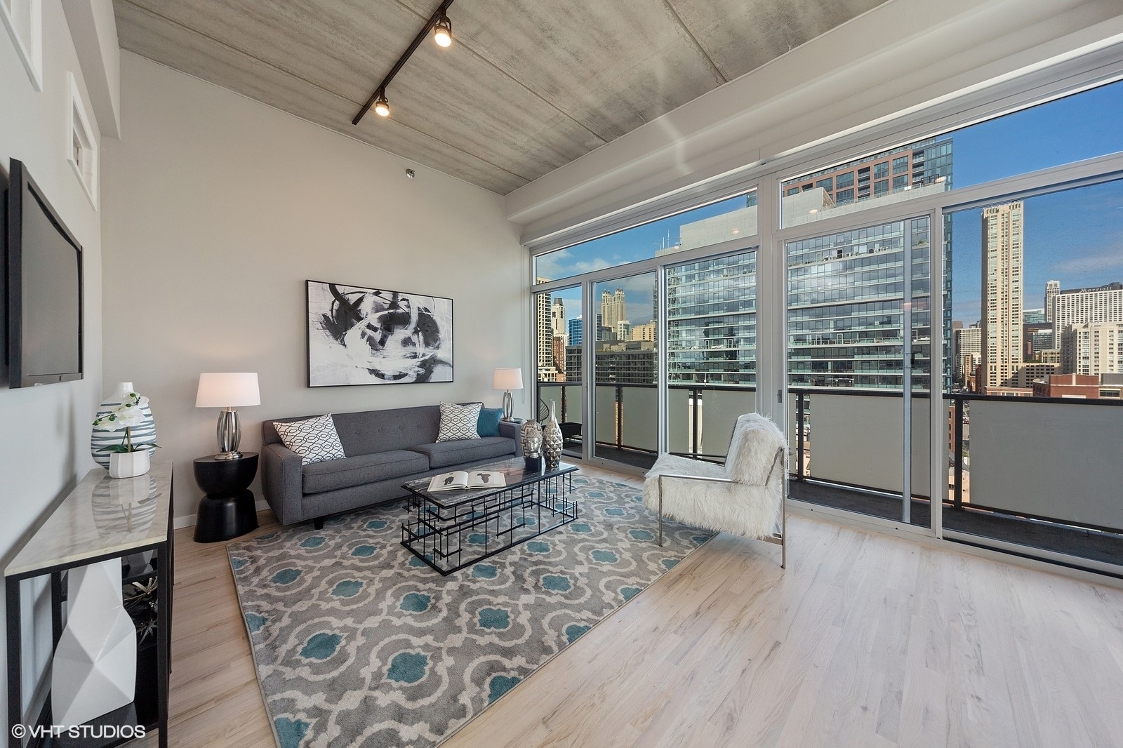 630 N Franklin Street Unit: 1108