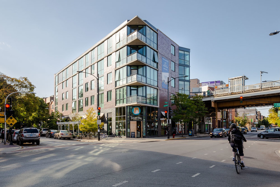 1714 W Roscoe Street Unit: 308