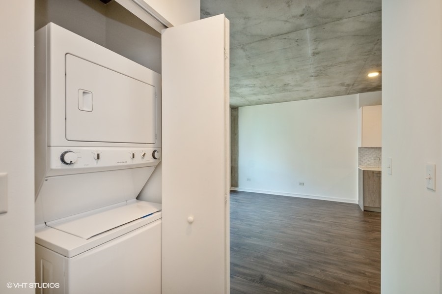 1714 W Roscoe Street Unit: 308