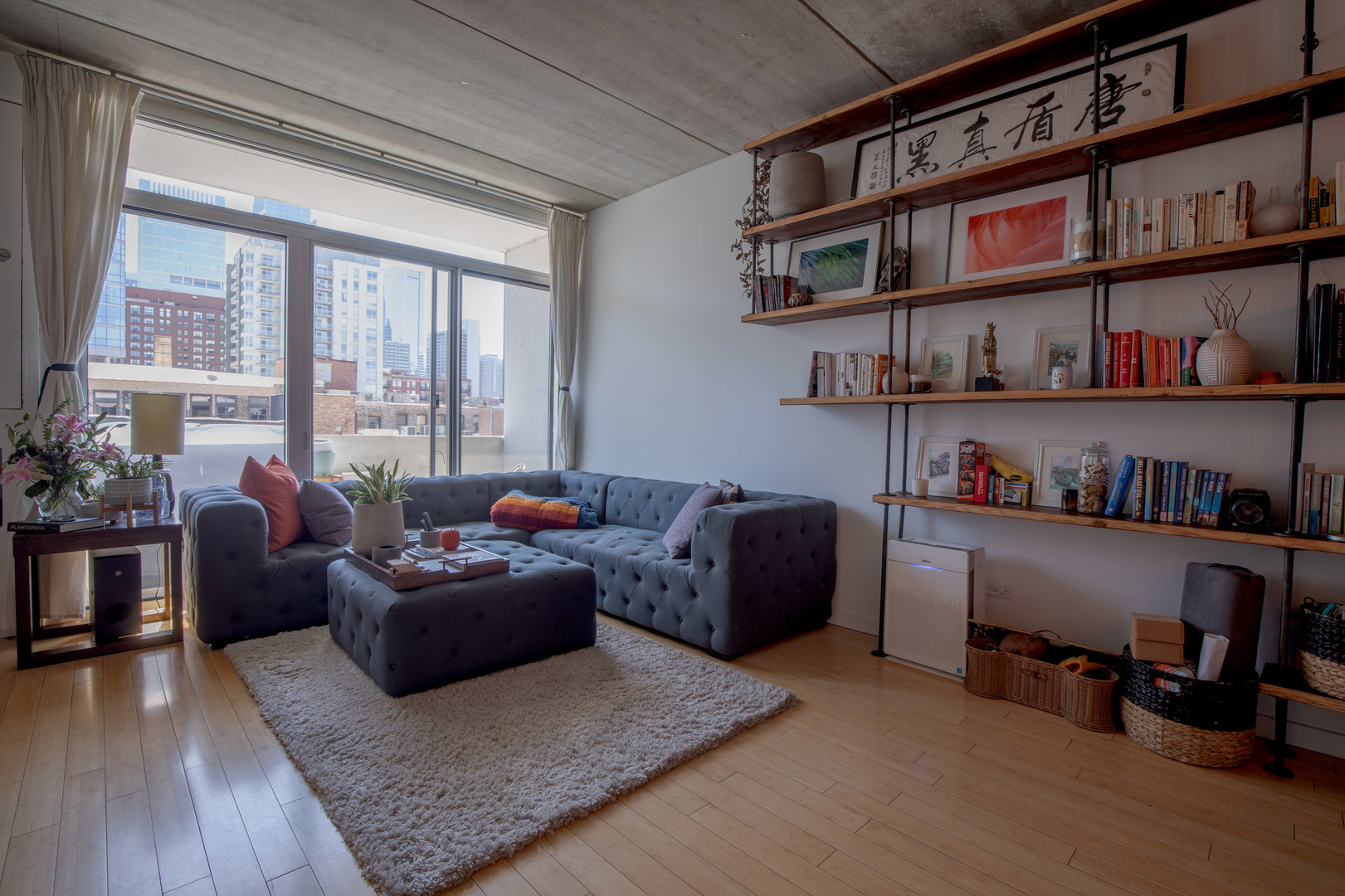 630 N Franklin Street Unit: 803